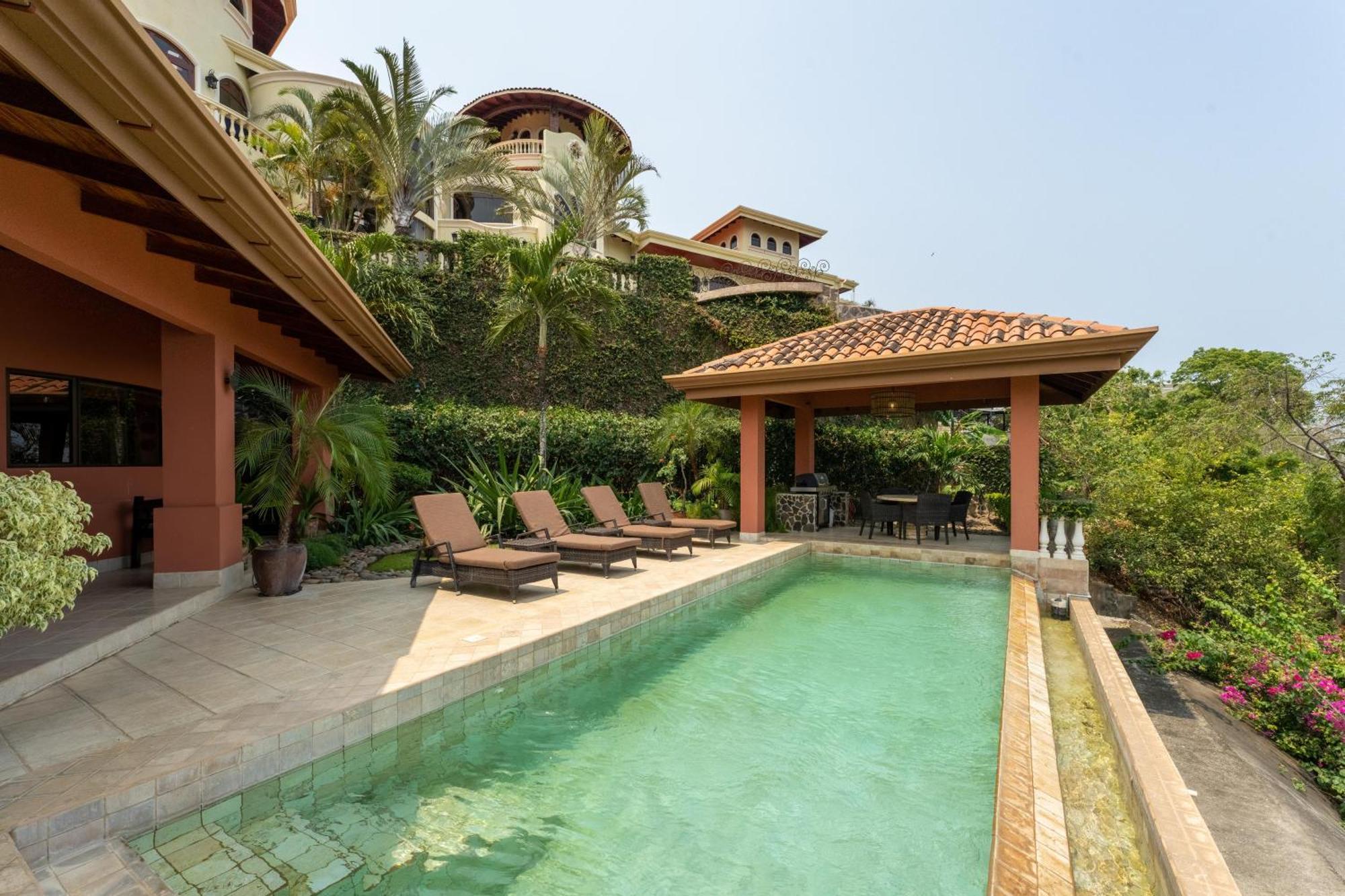 Casa Rosa- Luxury Ocean View 3 Bedroom Brasilito