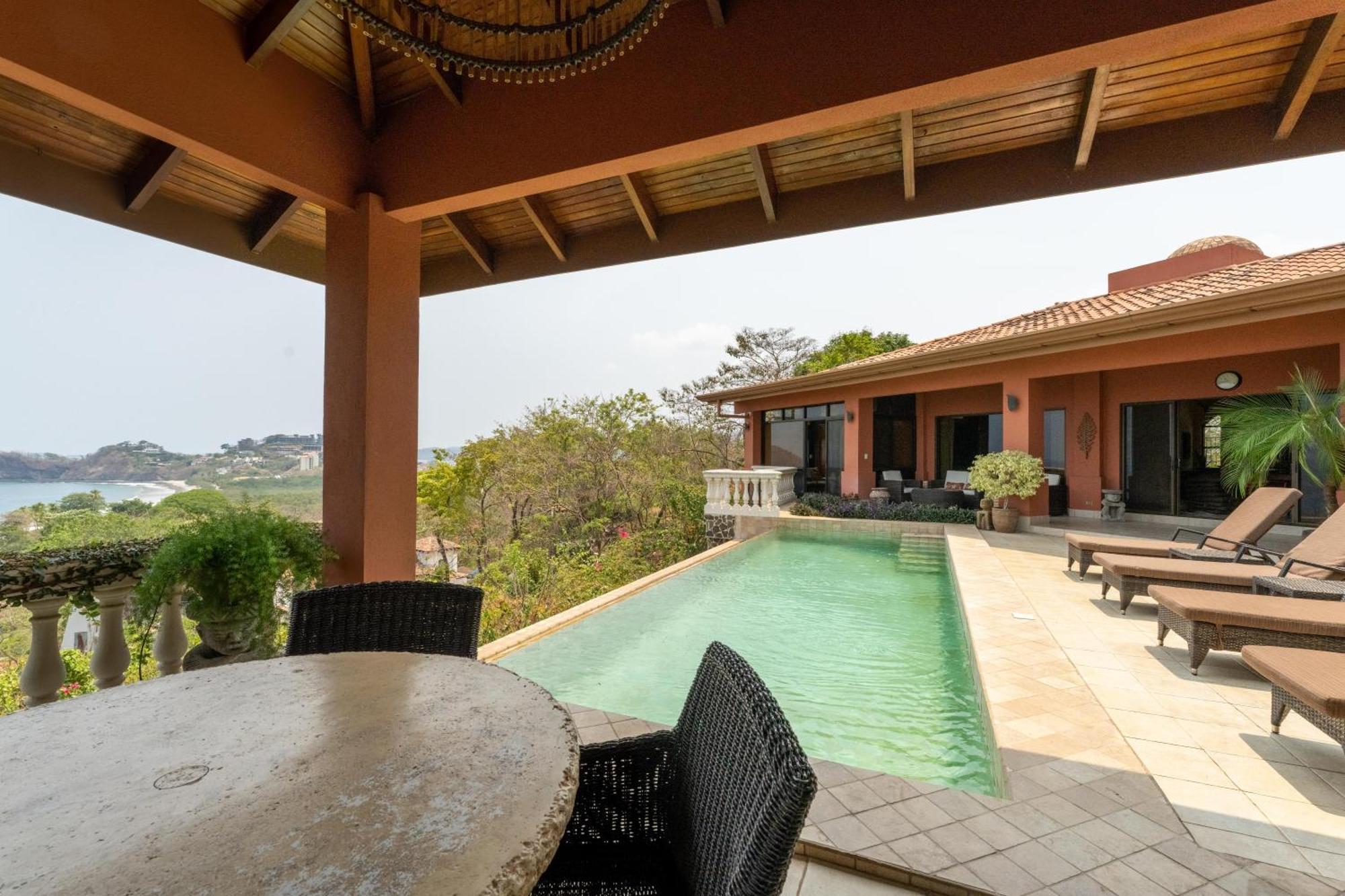 Casa Rosa- Luxury Ocean View 3 Bedroom