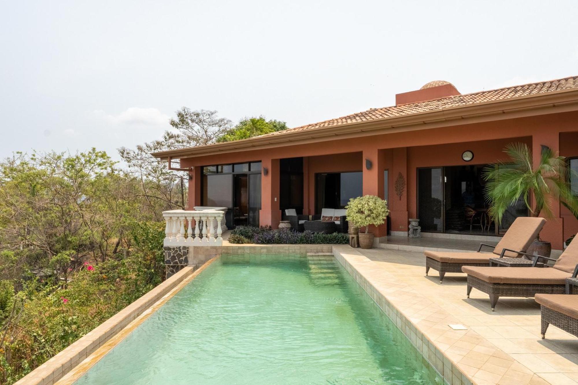 Holiday home Casa Rosa- Luxury Ocean View 3 Bedroom Brasilito