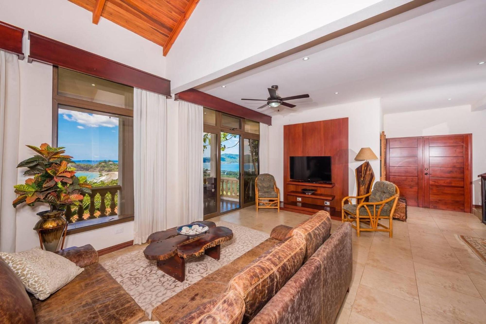 Holiday home Casa Del Mar - 4 Bedroom House In Flamingo *