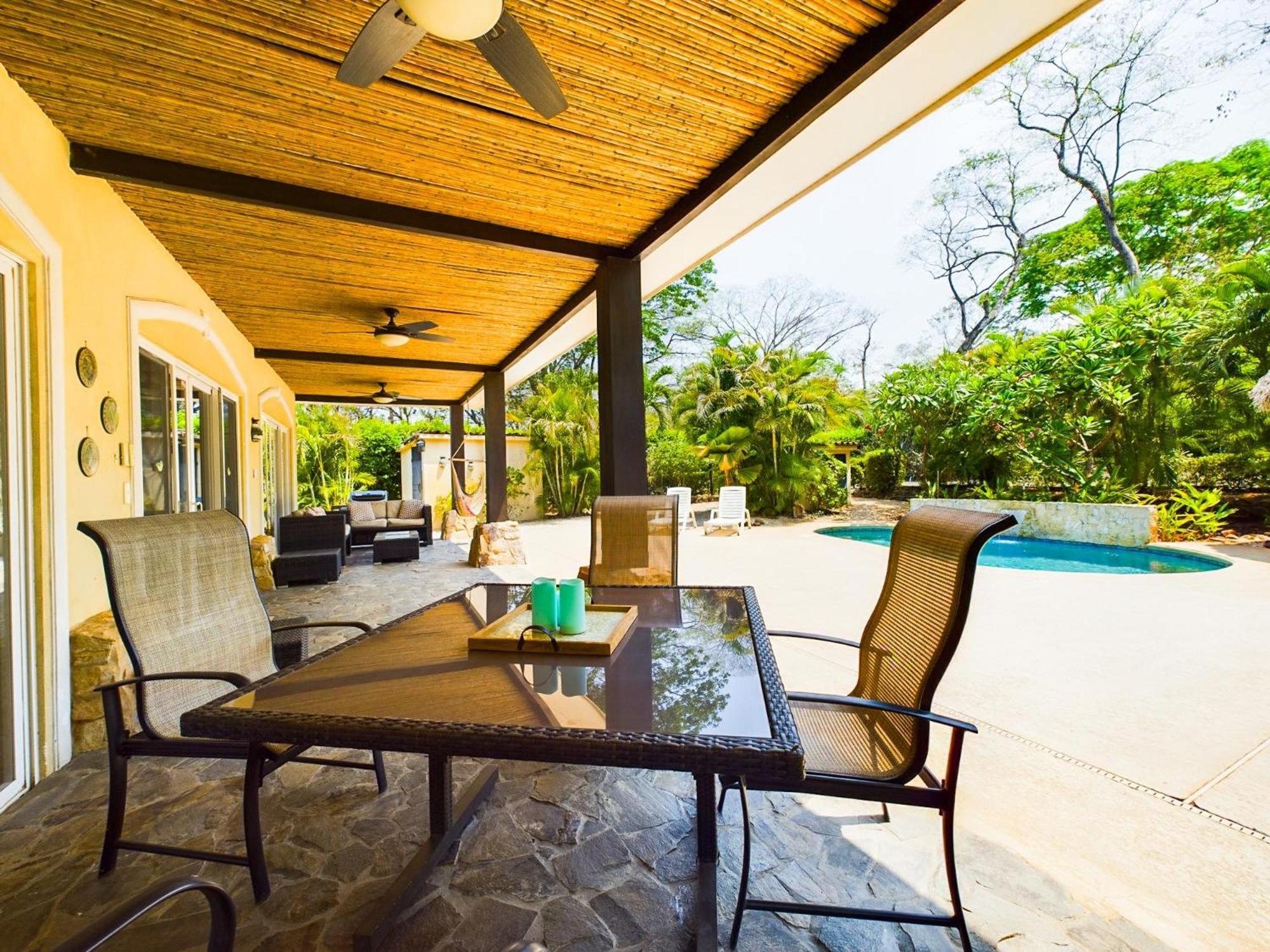 Roca Blanca -private Pool- Near To Conchal Flamingo Holiday home *