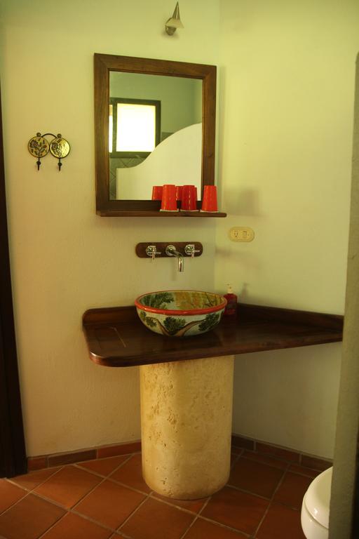La Cacatua Hotel