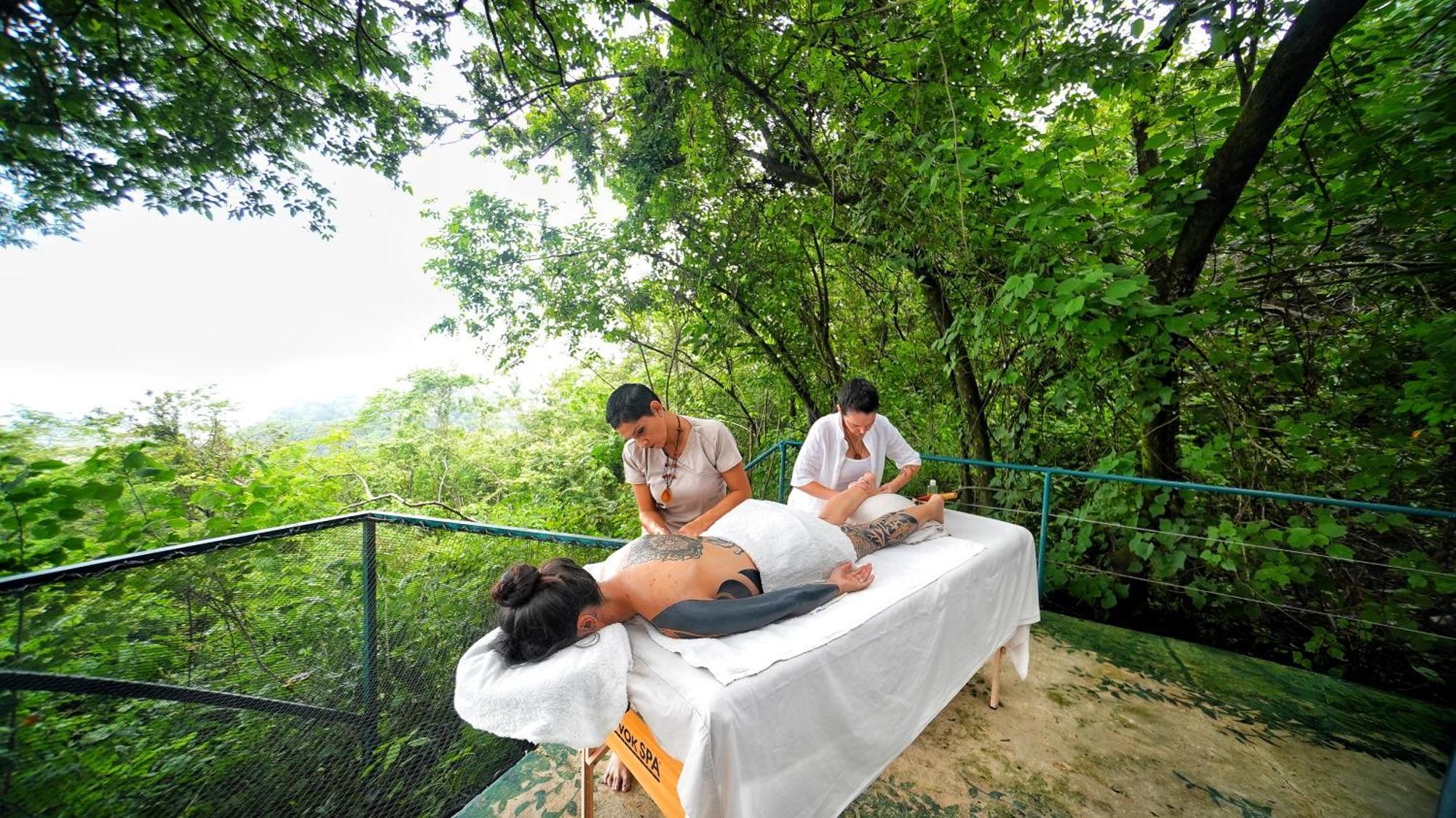 Resort Domos Mirador Romantic Private Honeymoon Glamping Miramar