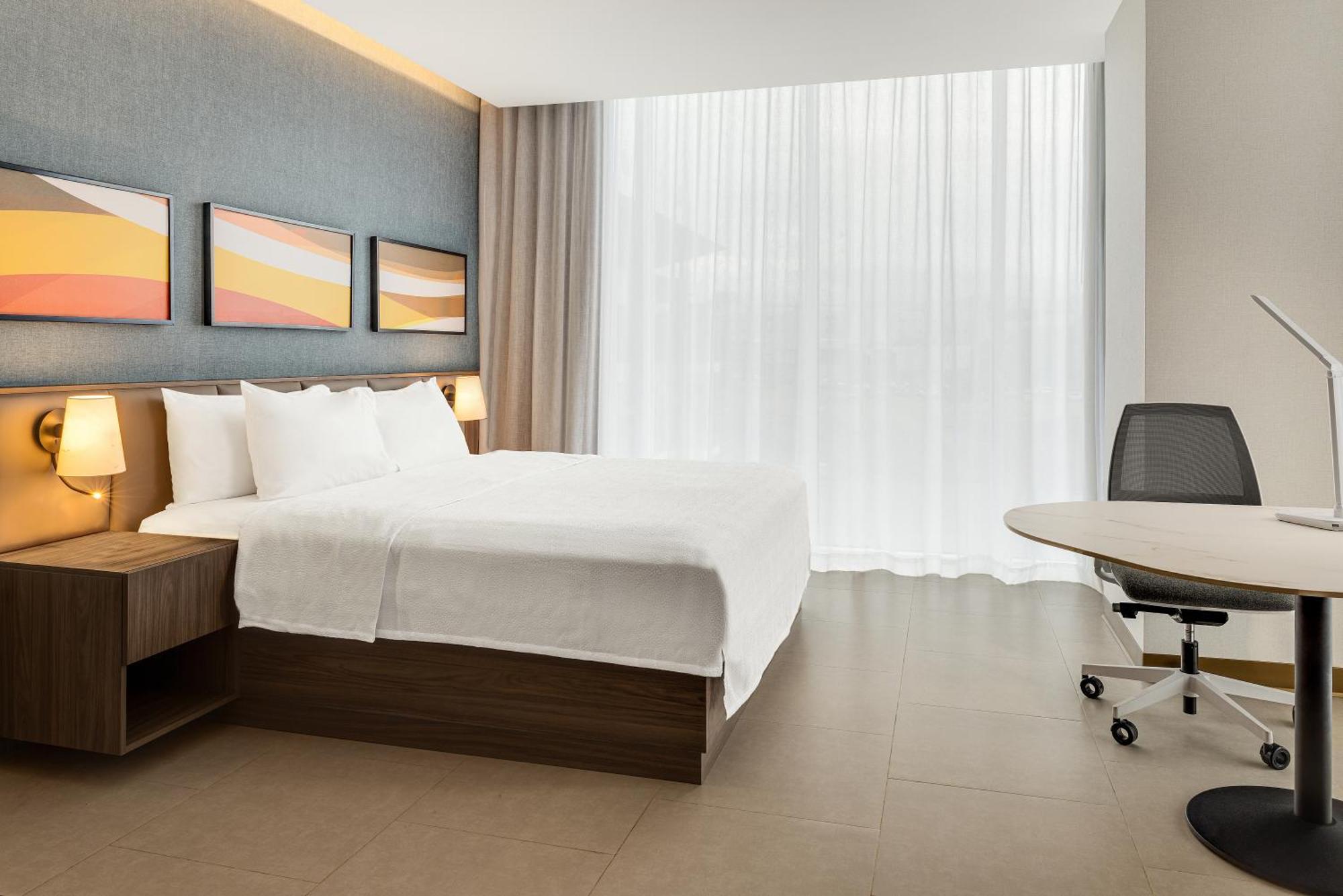 Hotel Hilton Garden San Jose Airport Mall 4*