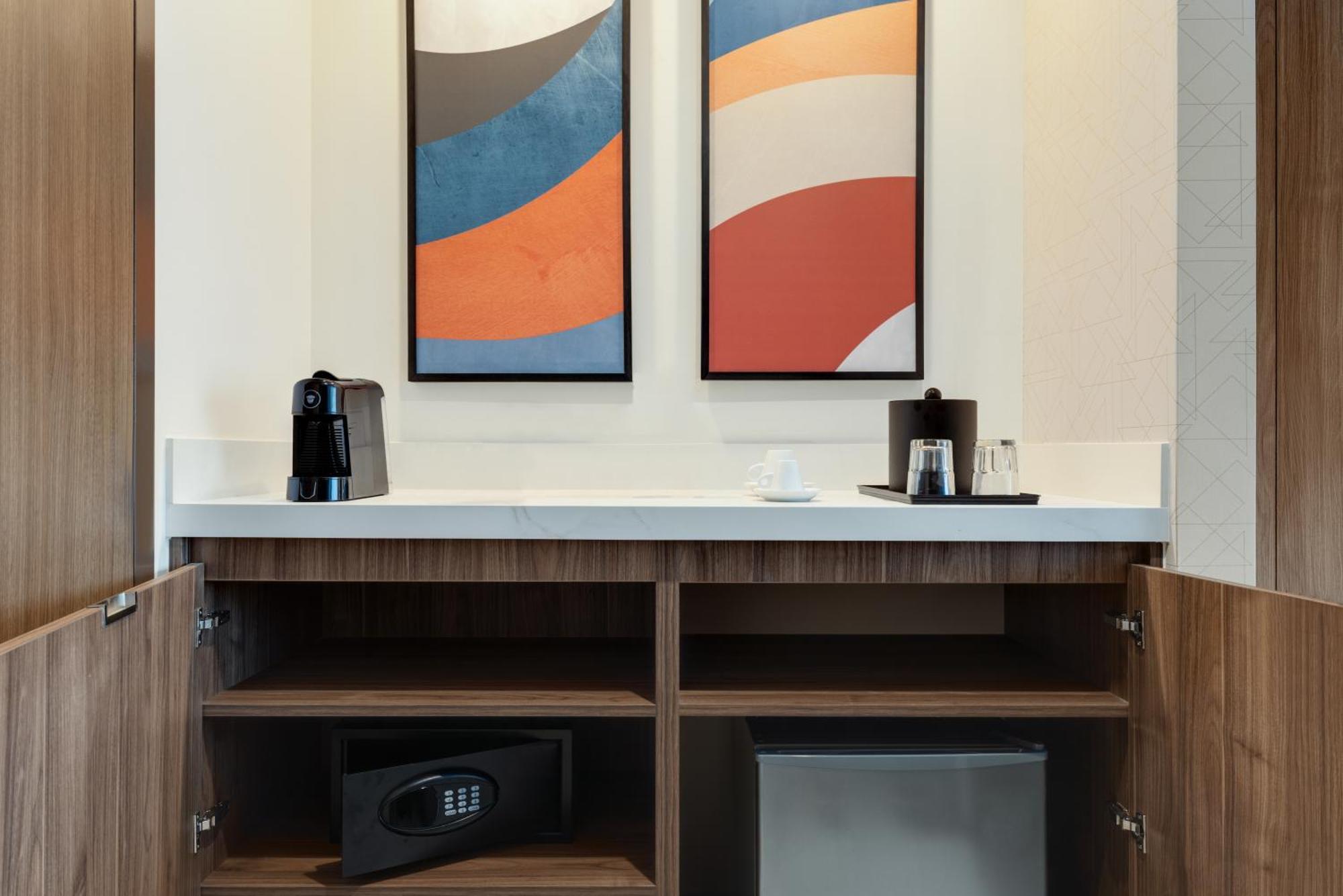 Hilton Garden San Jose Airport Mall