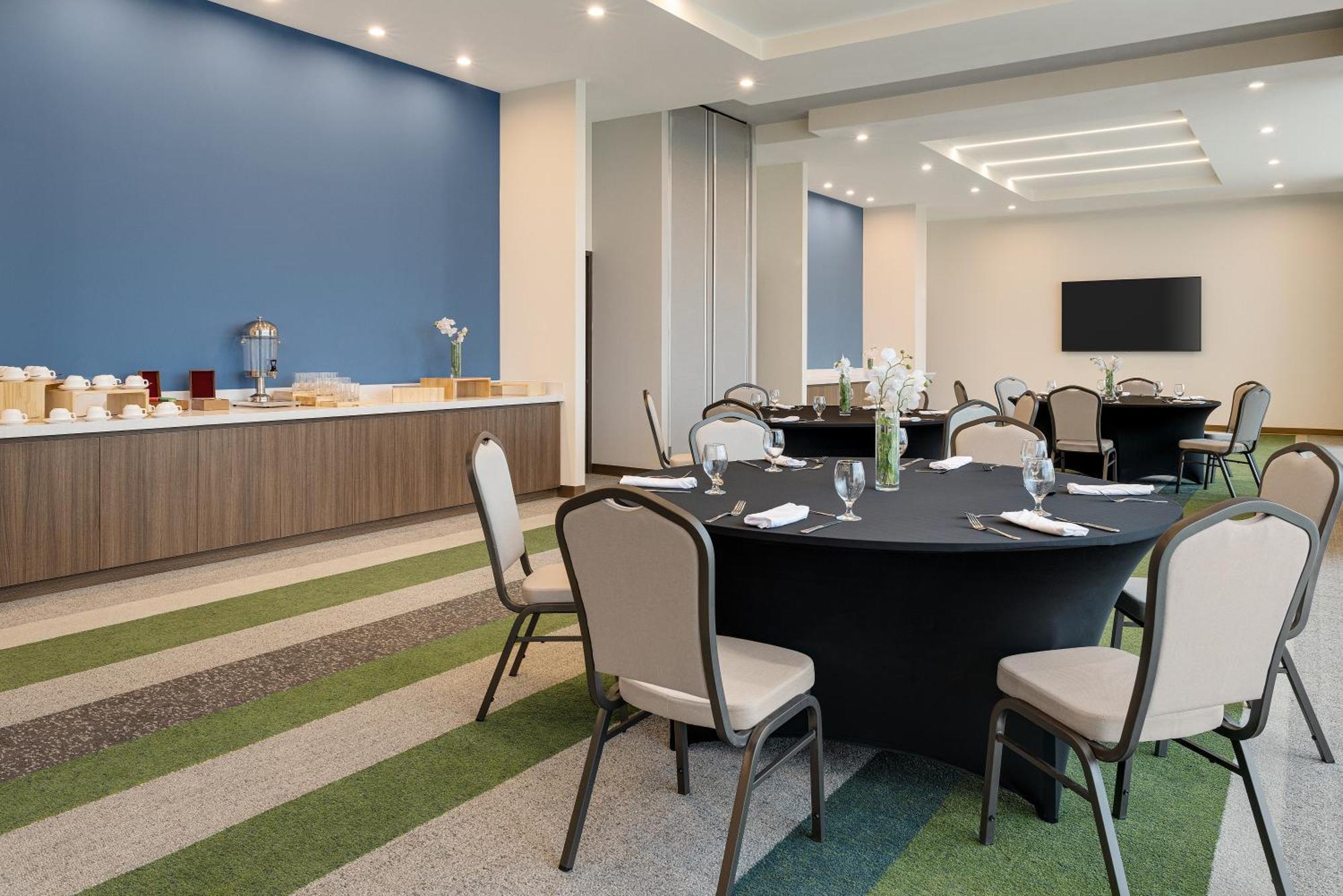 Hotel Hilton Garden San Jose Airport Mall