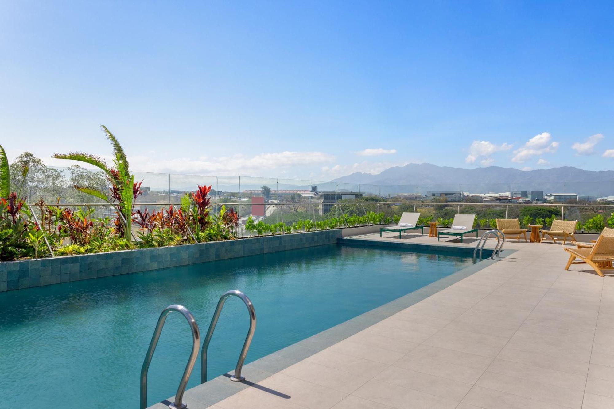 Hilton Garden San Jose Airport Mall Hotel