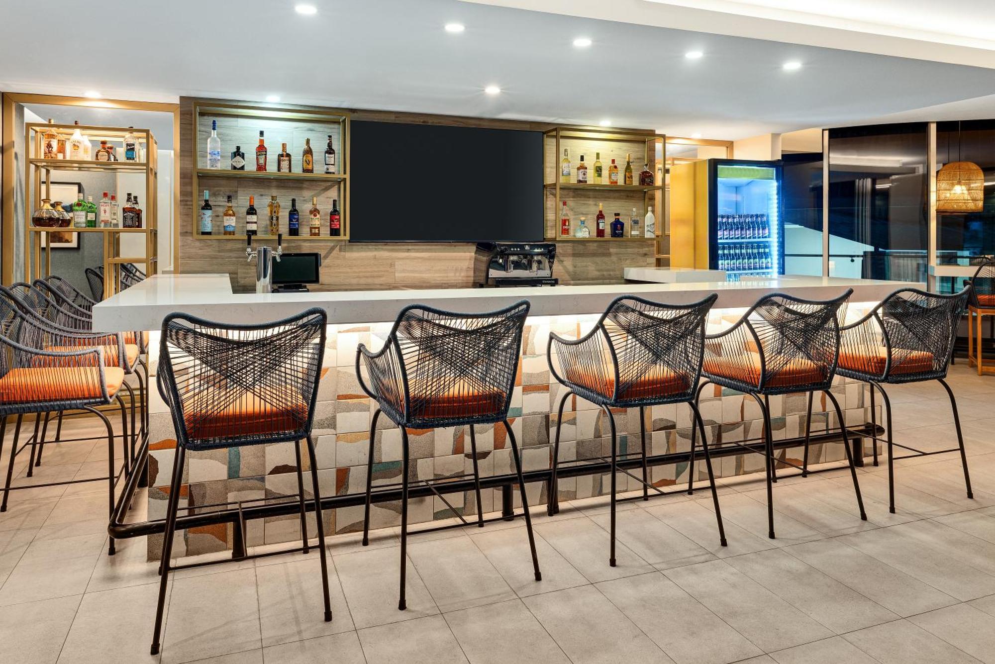 Hotel Hilton Garden San Jose Airport Mall 4*