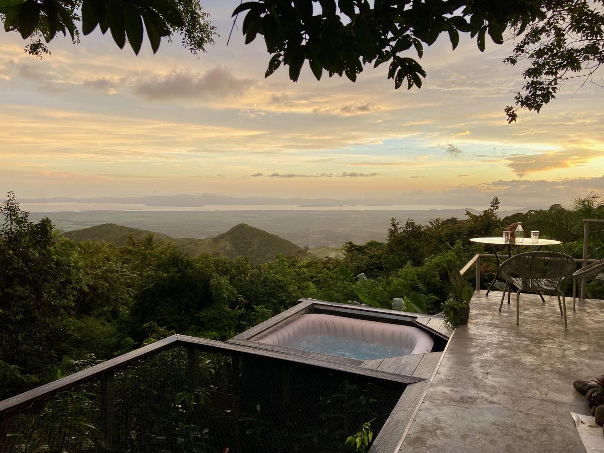 Domos Mirador Romantic Private Honeymoon Glamping Miramar