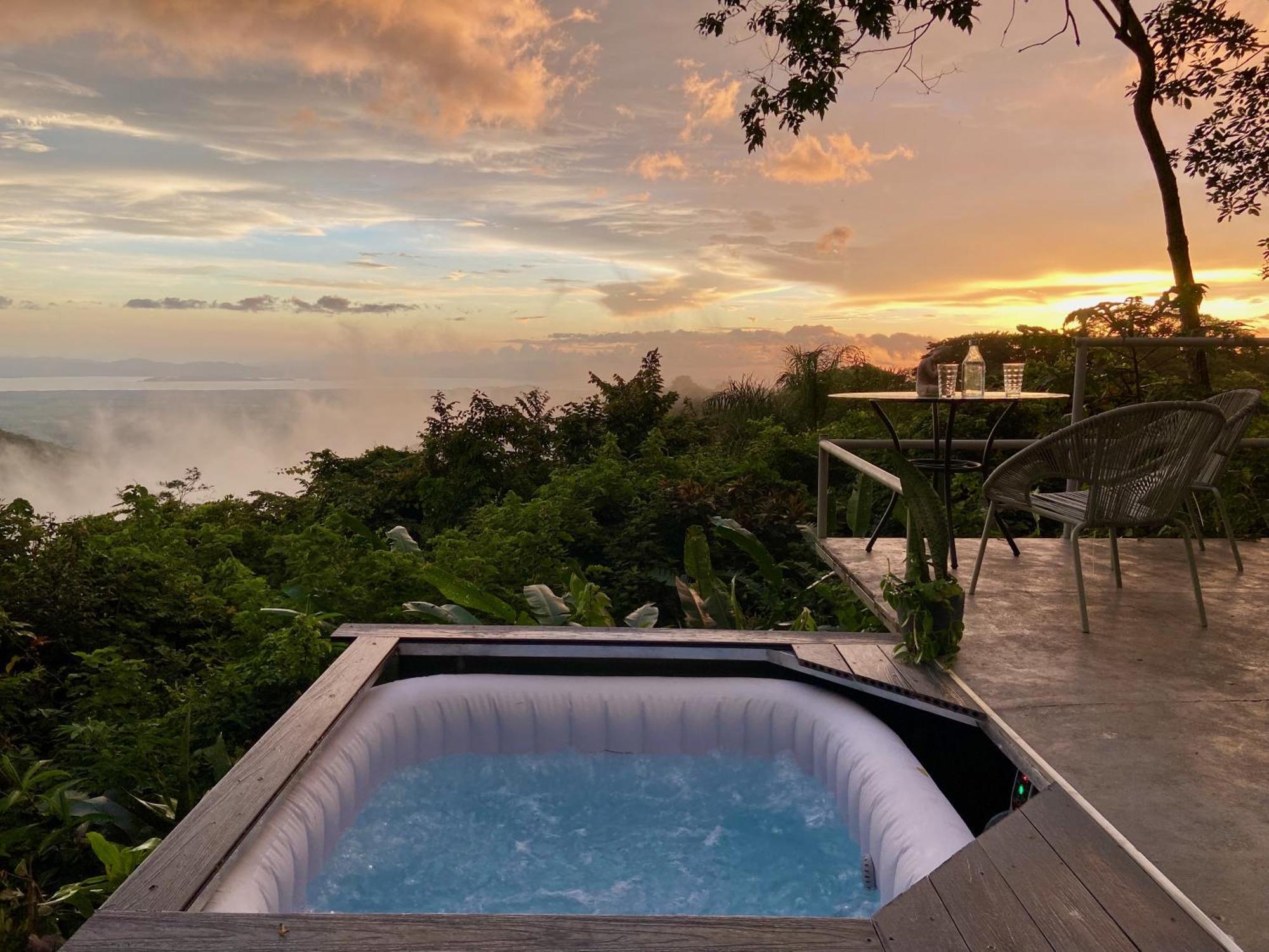 Domos Mirador Romantic Private Honeymoon Glamping