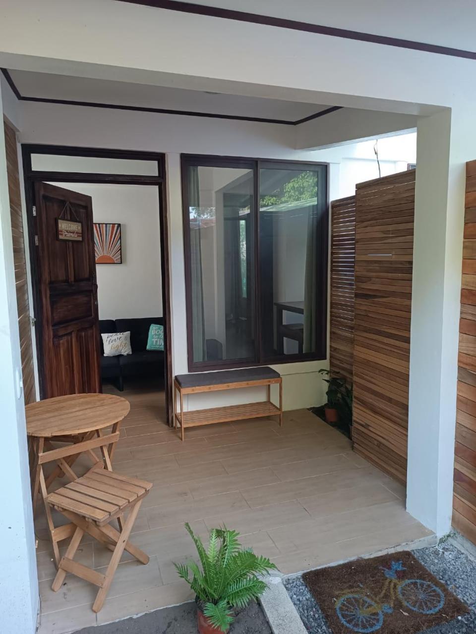 Hostel Aracari Garden Tortuguero