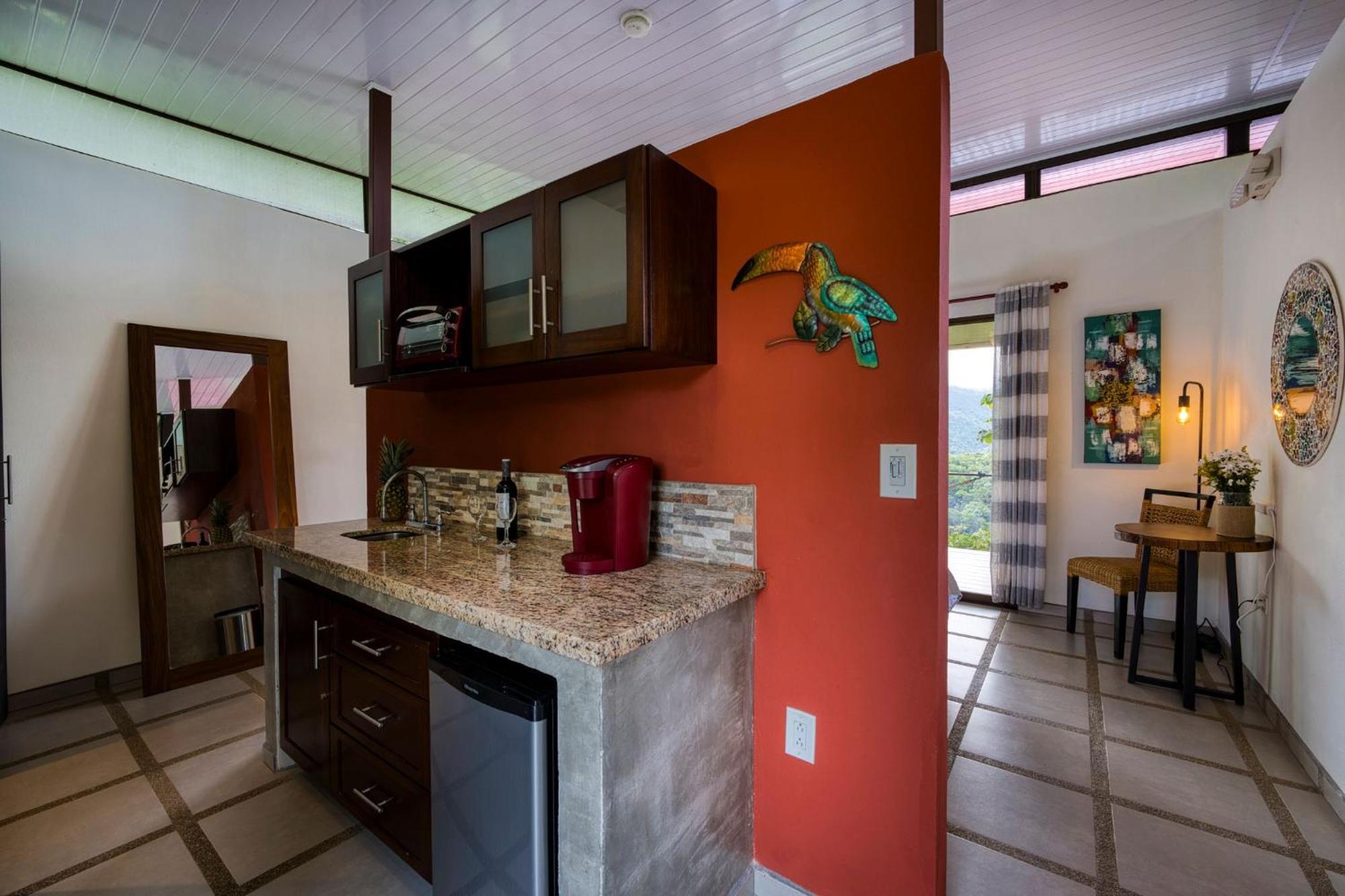 Lodge Nature's Edge Boutique Uvita