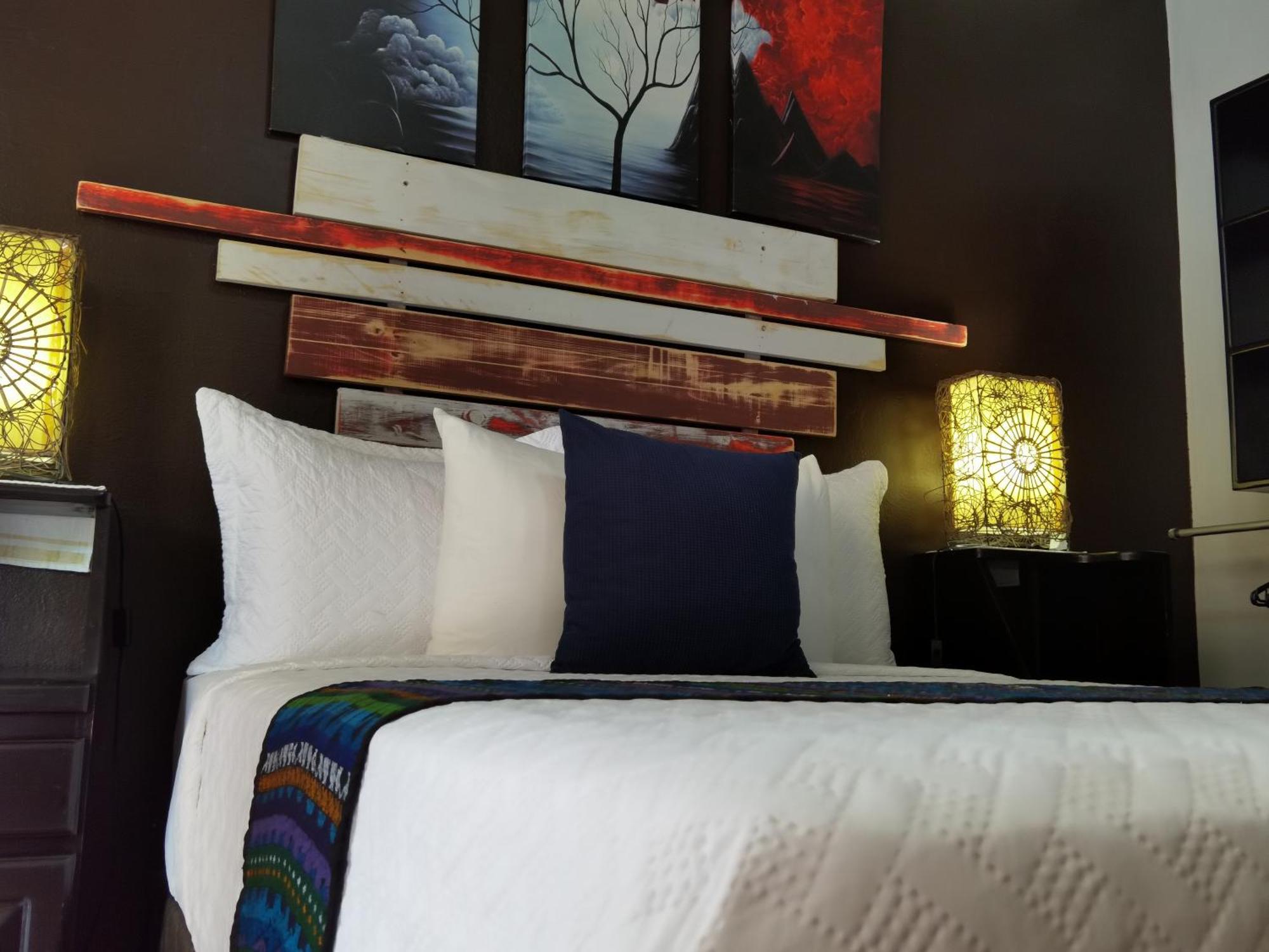 Sunrise House Bed & Breakfast *