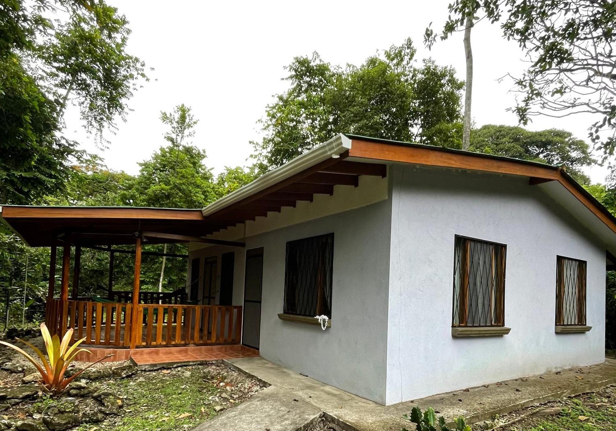 Cabinas Caribe Luna