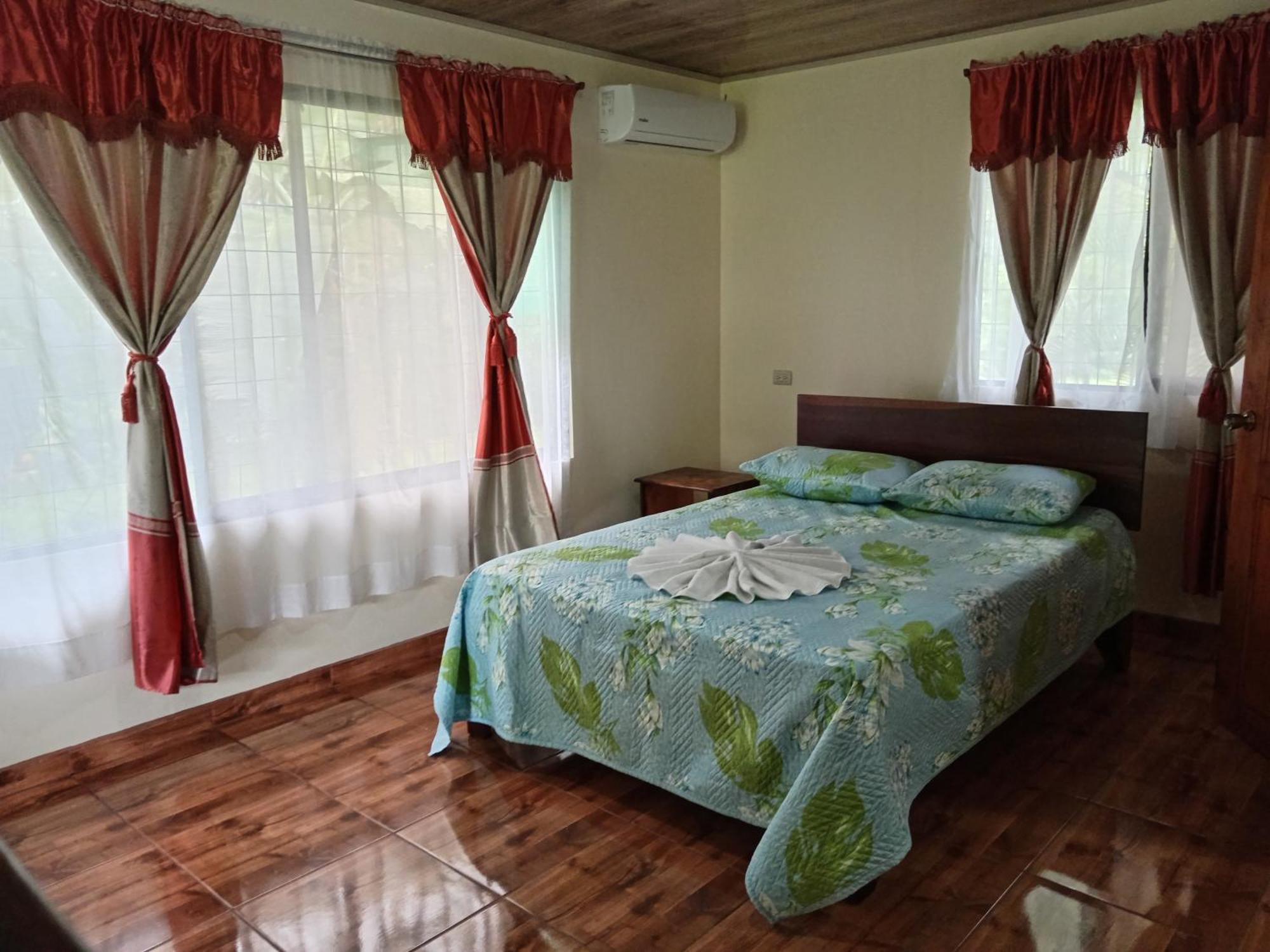 Rural Rio Celeste Inn 2*
