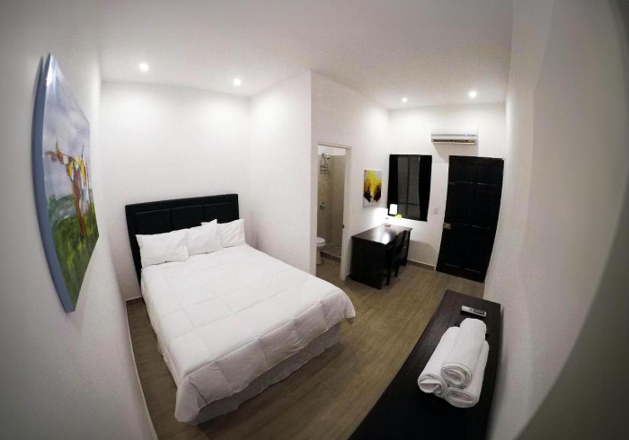Hotel Surf Ranch Tamarindo