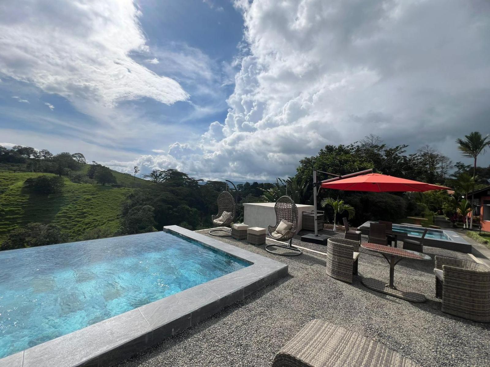 Chateau Arenal & Restaurante *