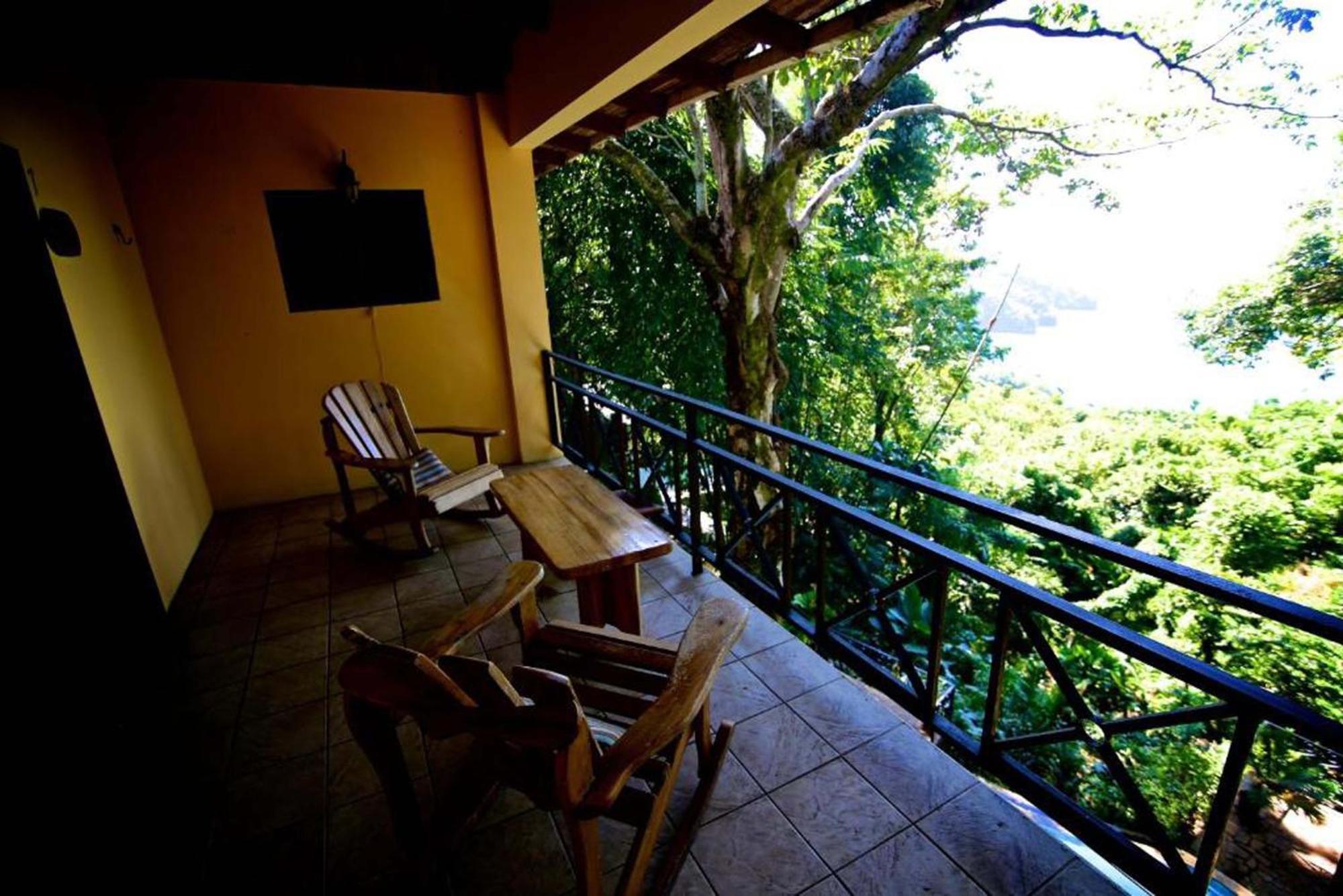 Mango Moon 3* Manuel Antonio