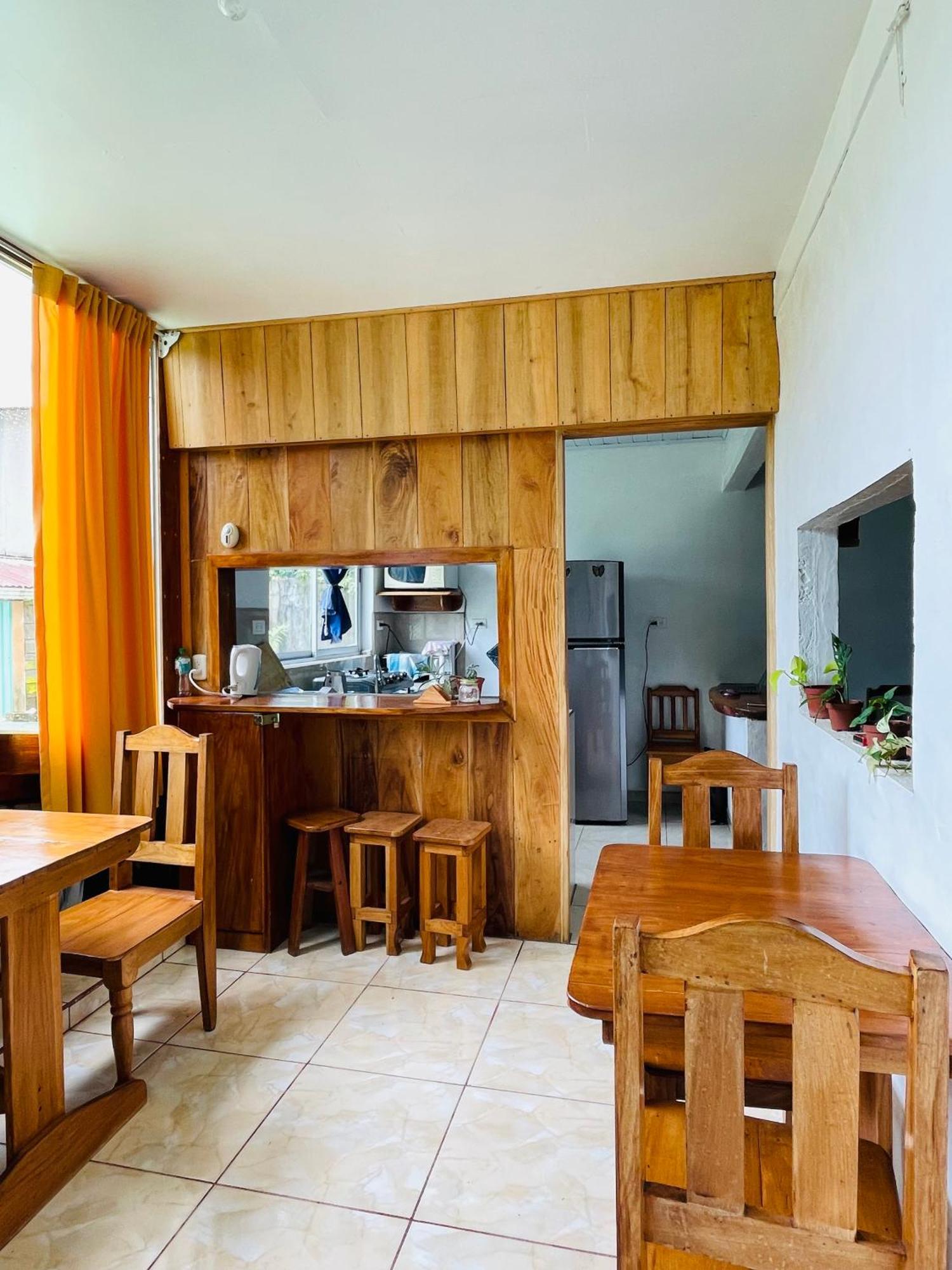 Cabinas Nuestra Kasa *