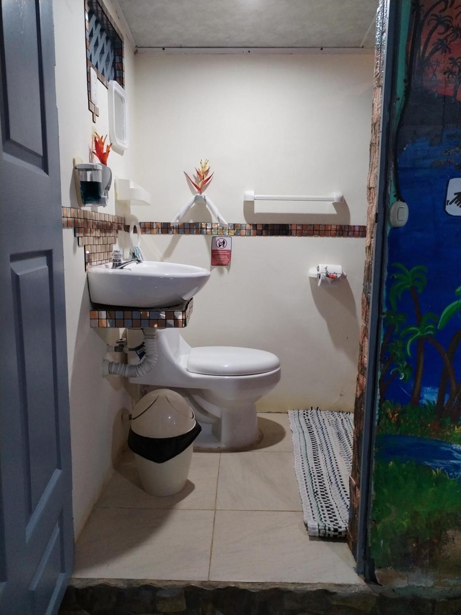 Yafeth Osa Apartment *