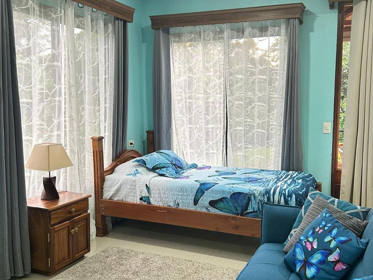 House Apartment *