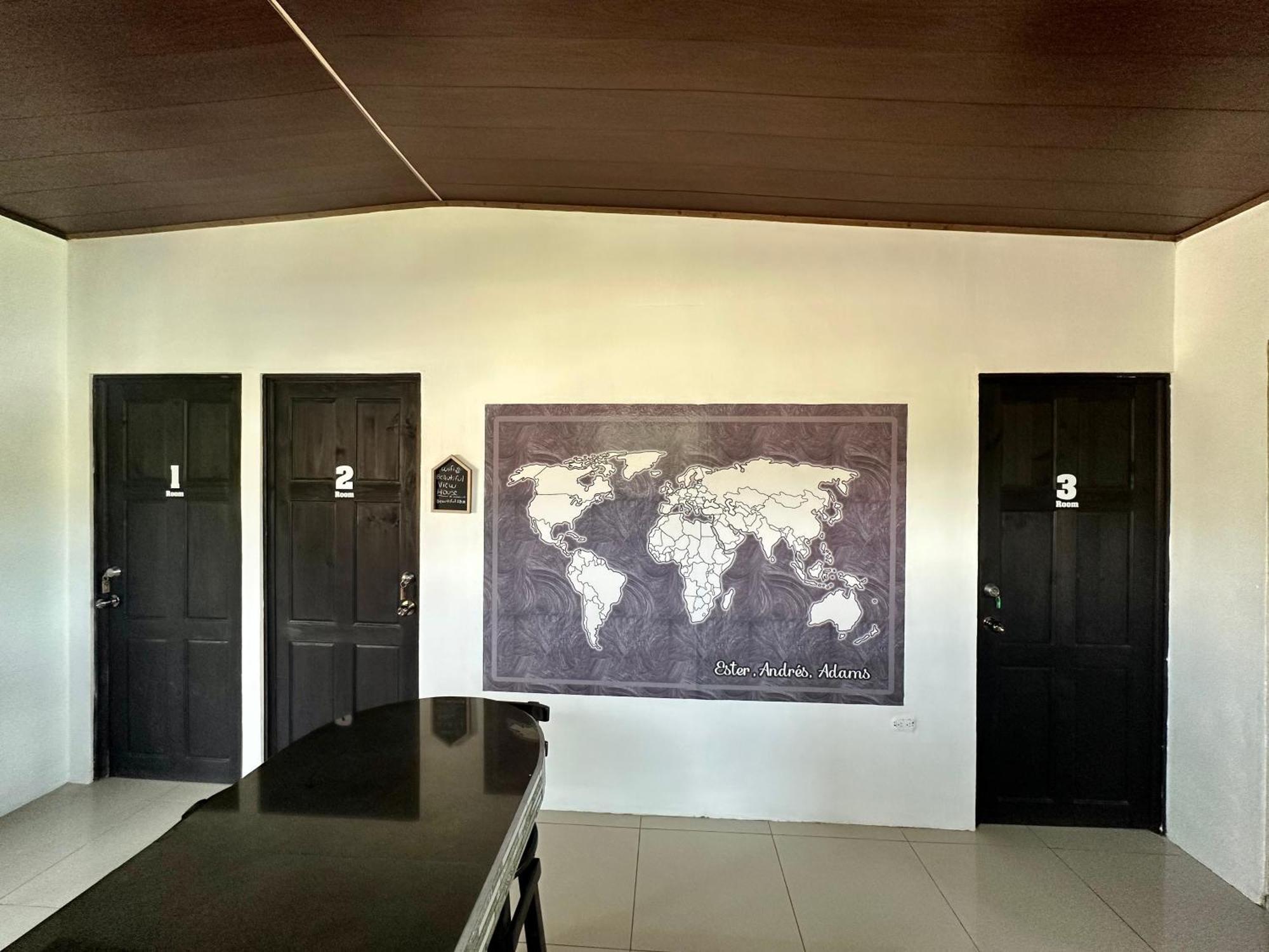 Caribbean View House * Tortuguero