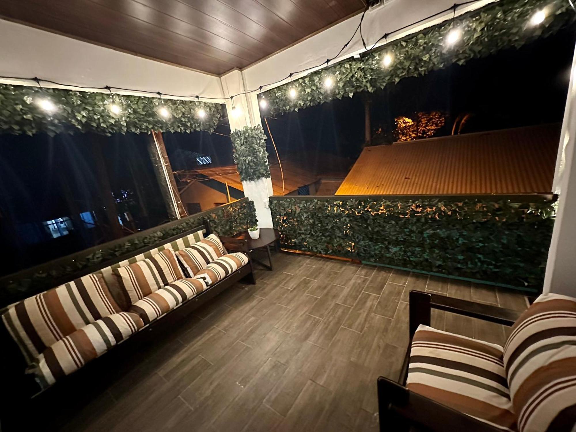 Guest house Caribbean View House *