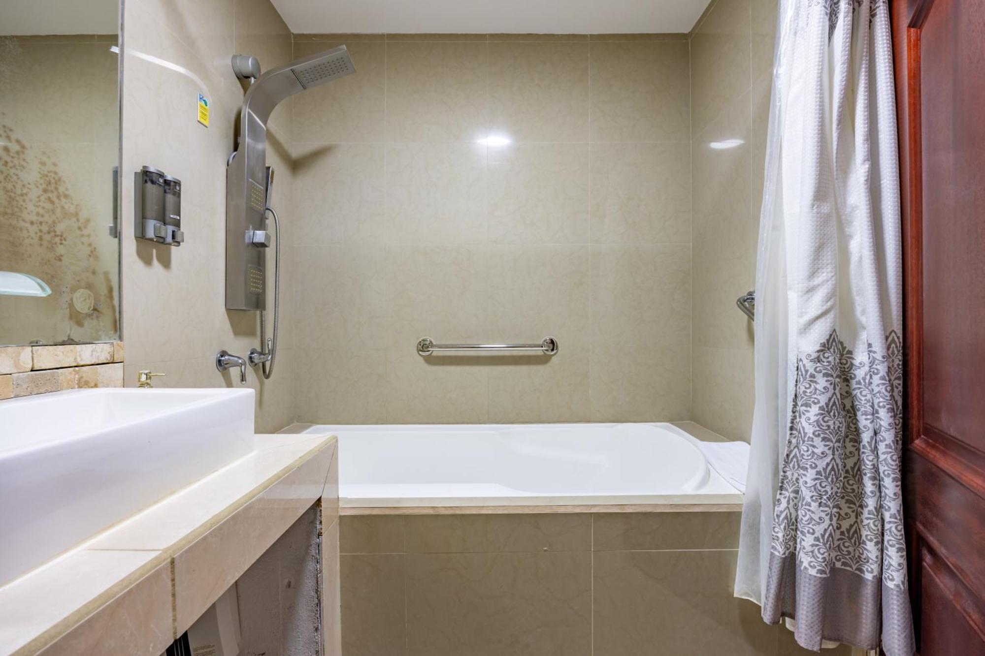 Sol Quadplex 11a Apartment *