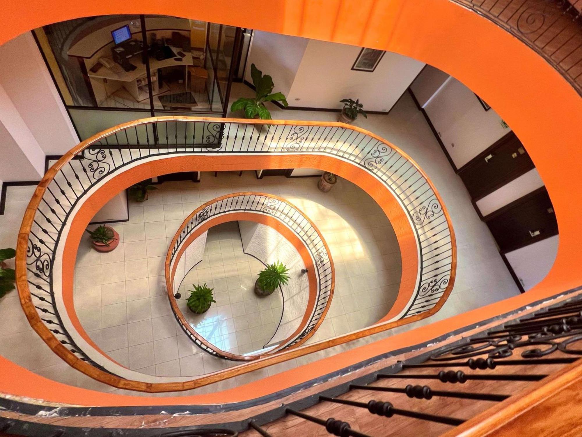 Hotel Western & Casino Kamuk 3*
