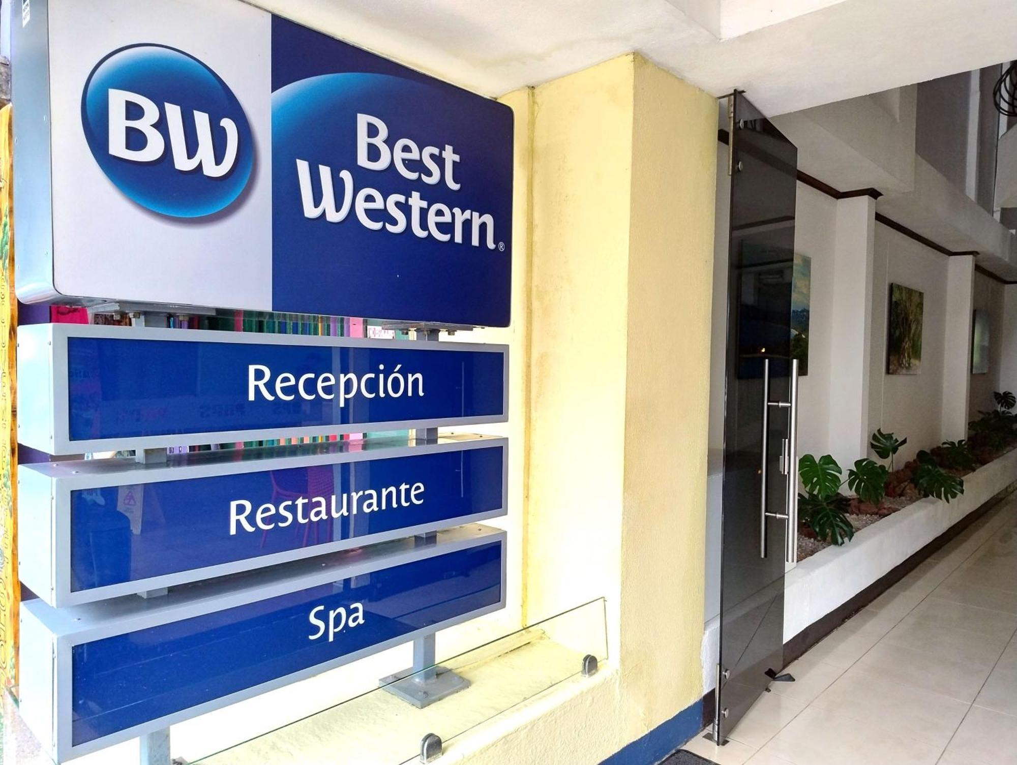 Western & Casino Kamuk Manuel Antonio
