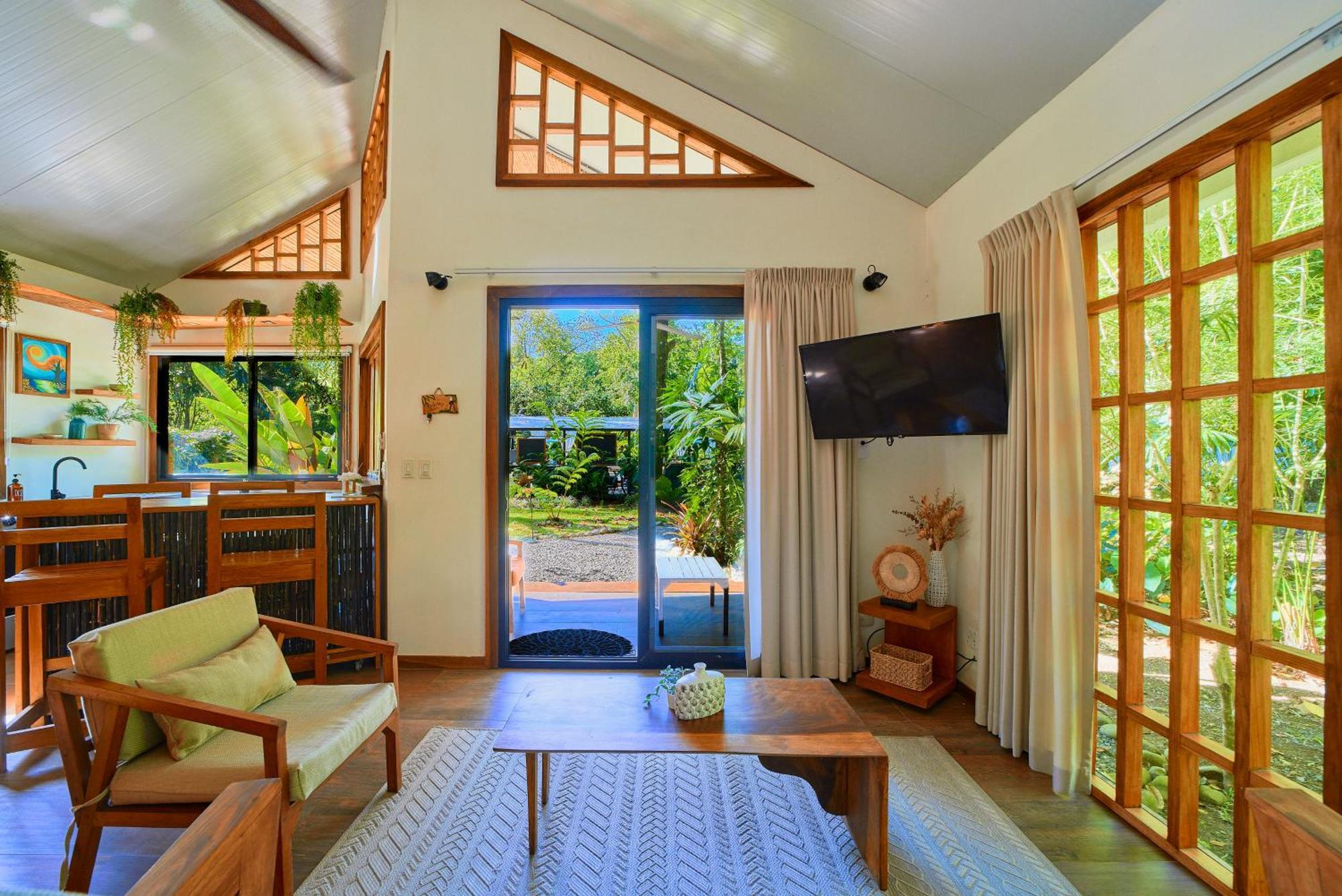 Dragonfly Beachfront Villas-adult Only Punta Uva