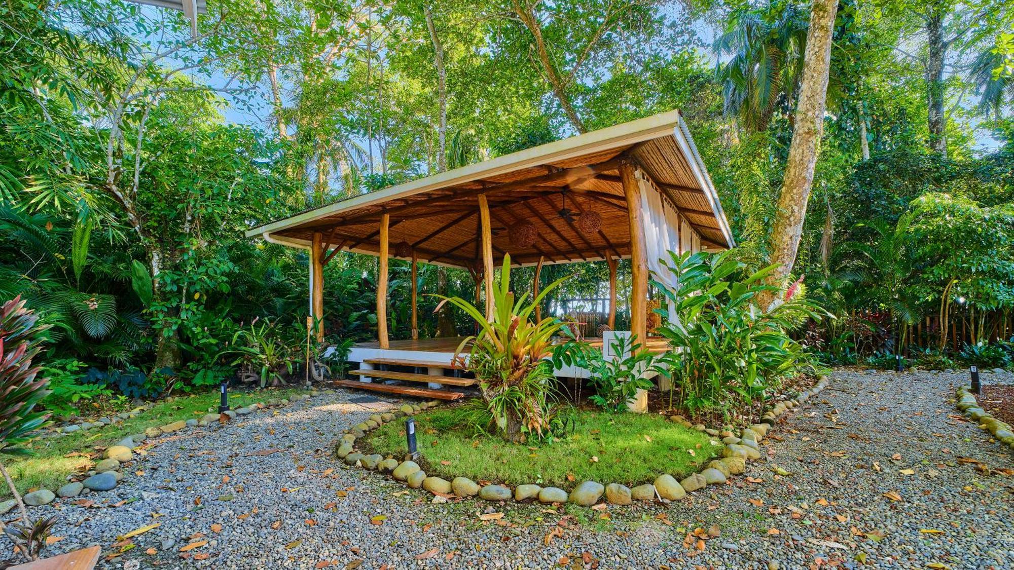Dragonfly Beachfront Villas-adult Only * Punta Uva