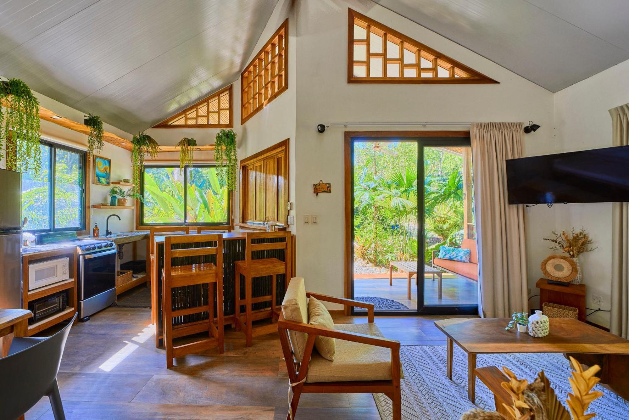 Dragonfly Beachfront Villas-adult Only Resort