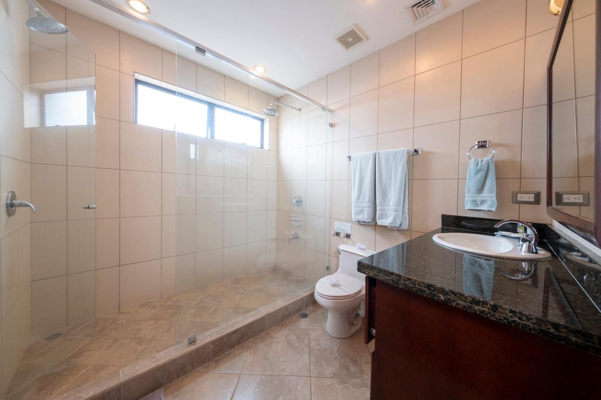 Monaco Aparthotel 3*
