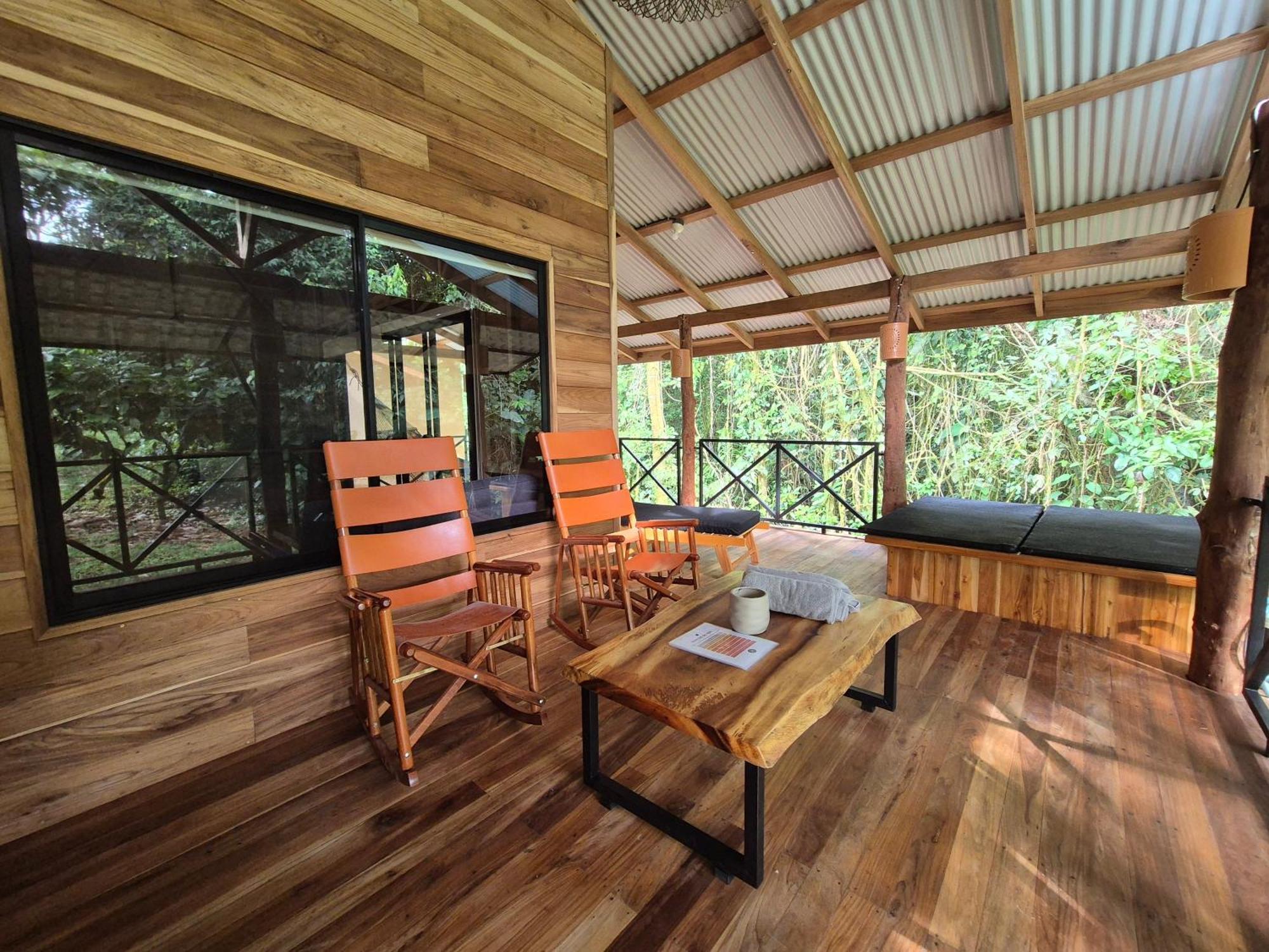 Lodge Amistad Cacao *