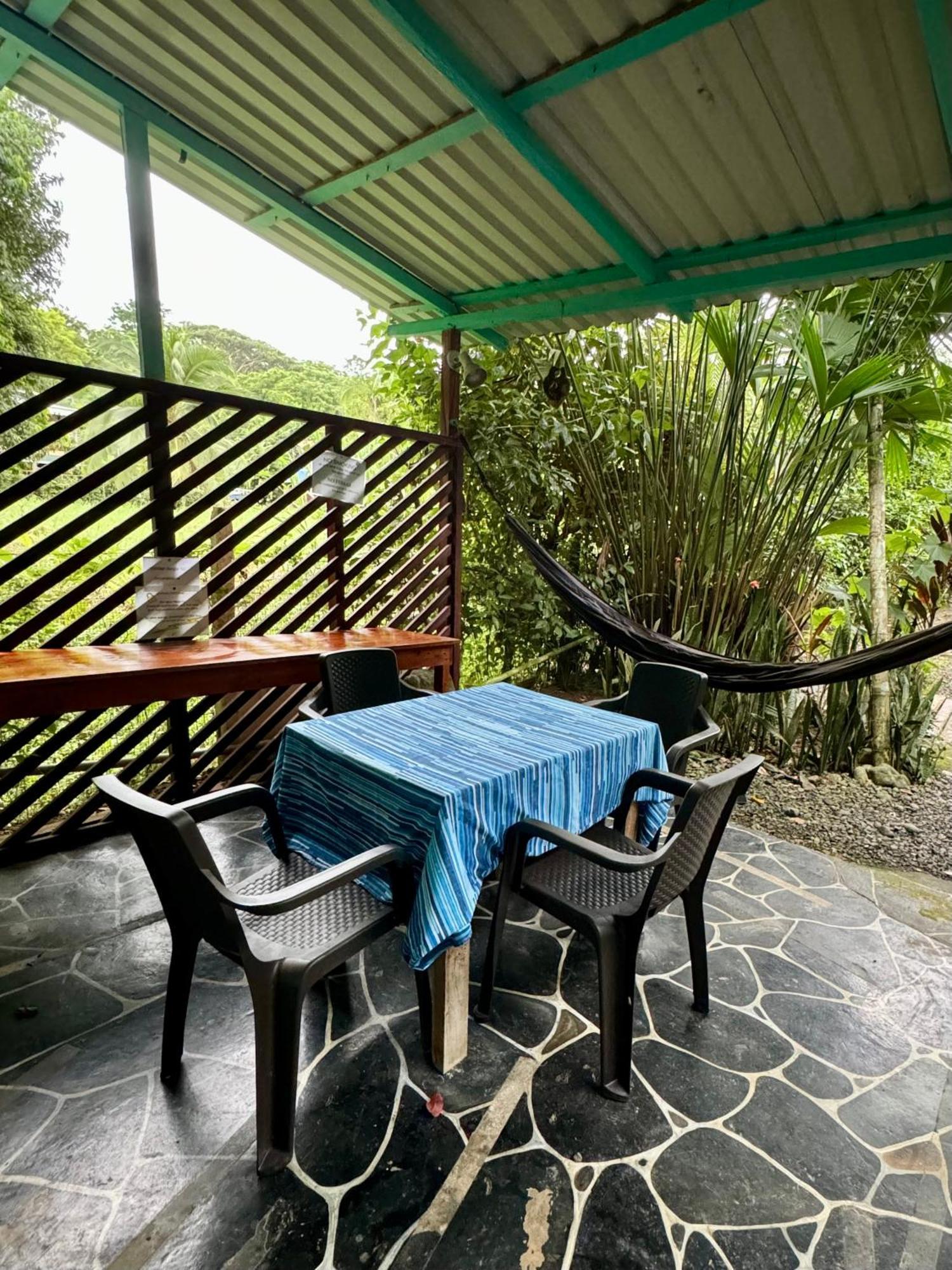 Hidden Jungle House Homestay