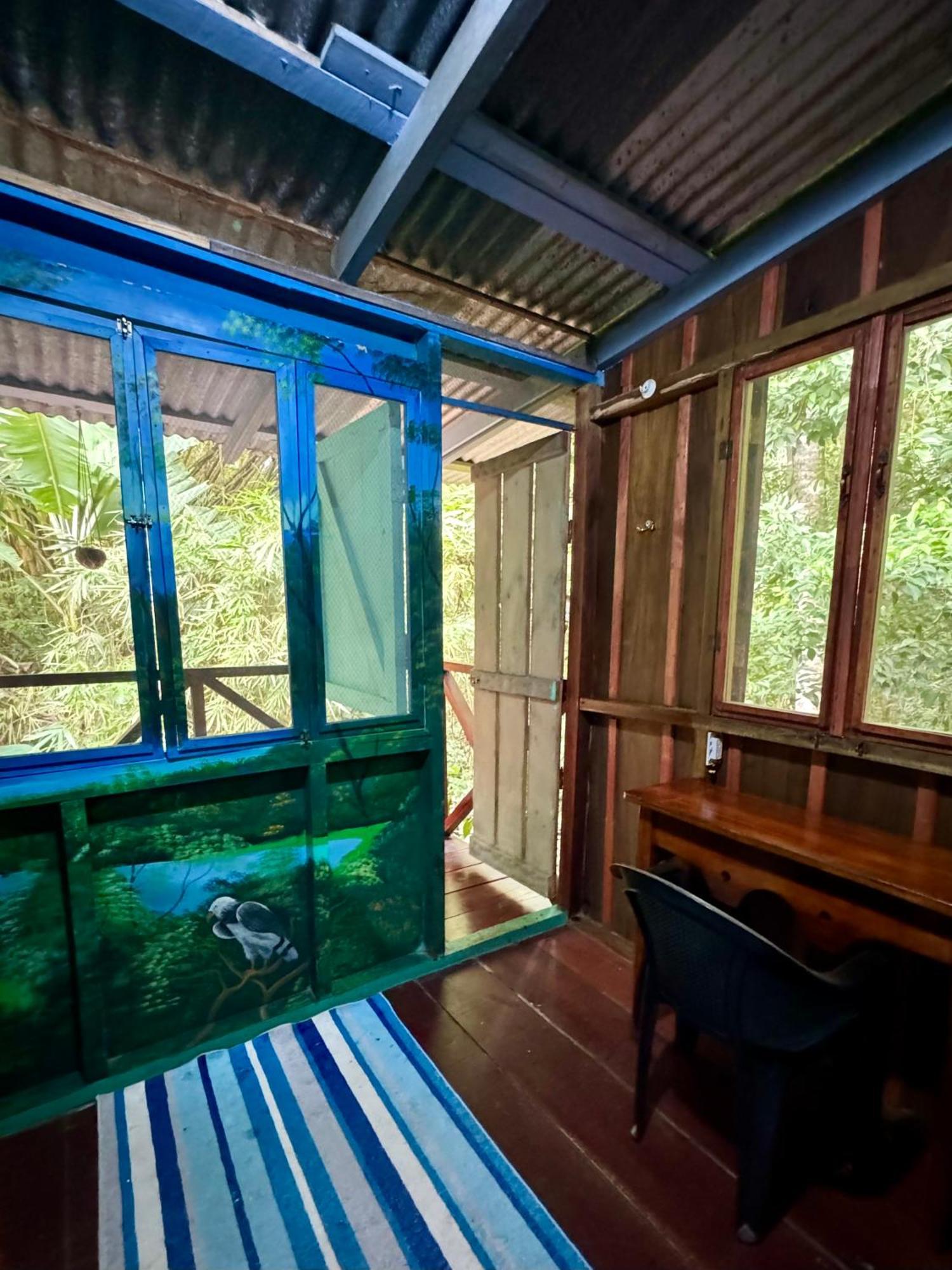 Hidden Jungle House