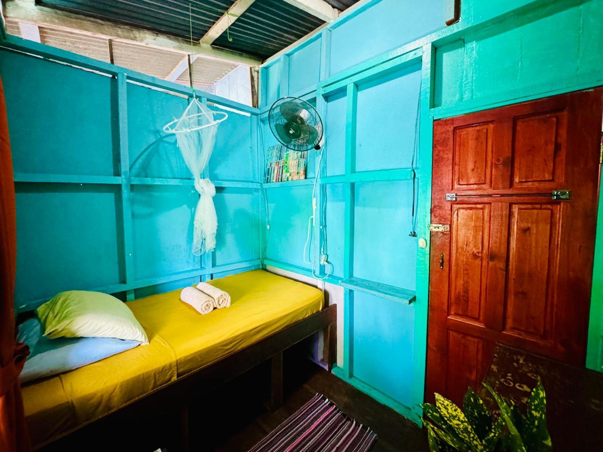 Homestay Hidden Jungle House