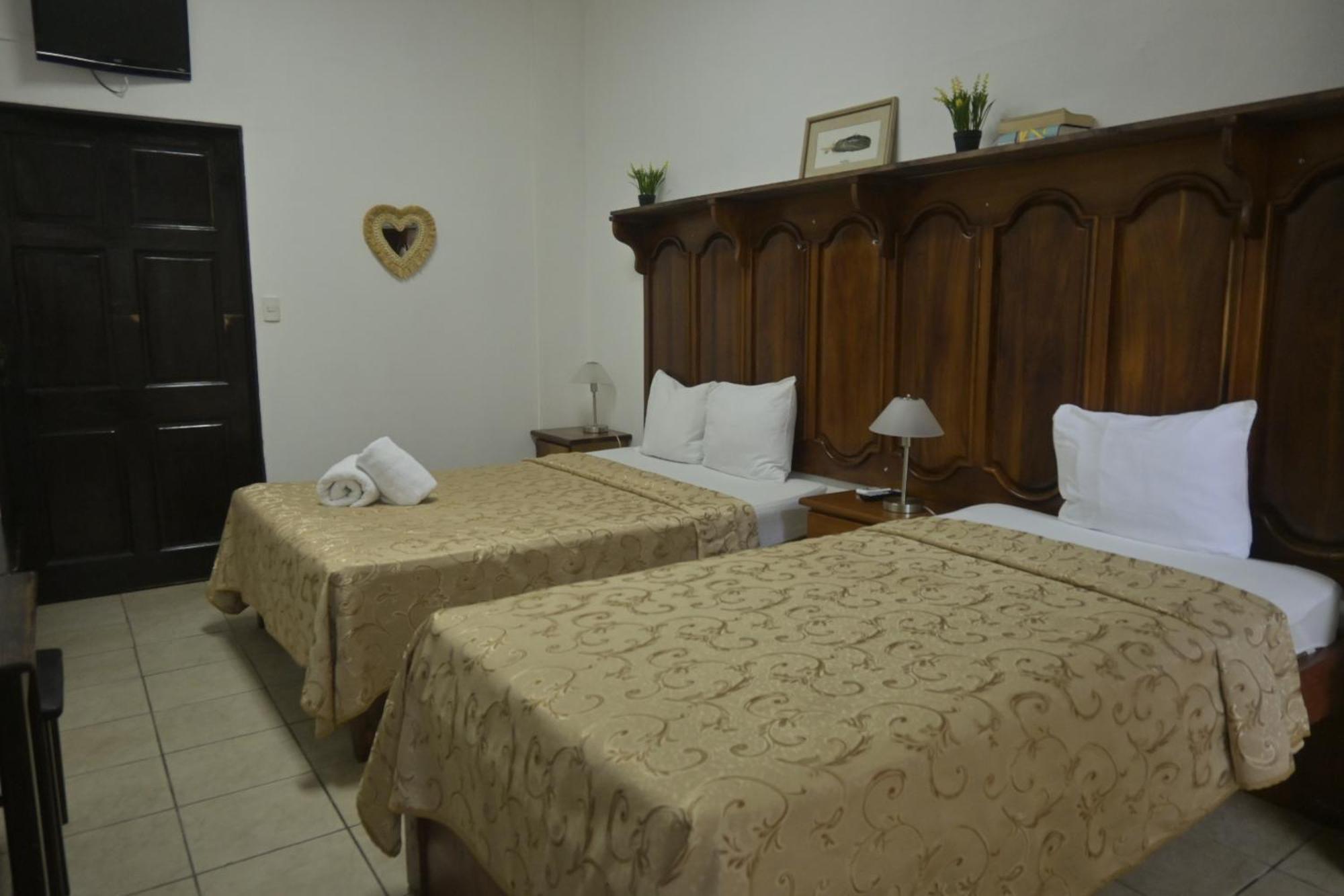 Hotel Colinas 3*
