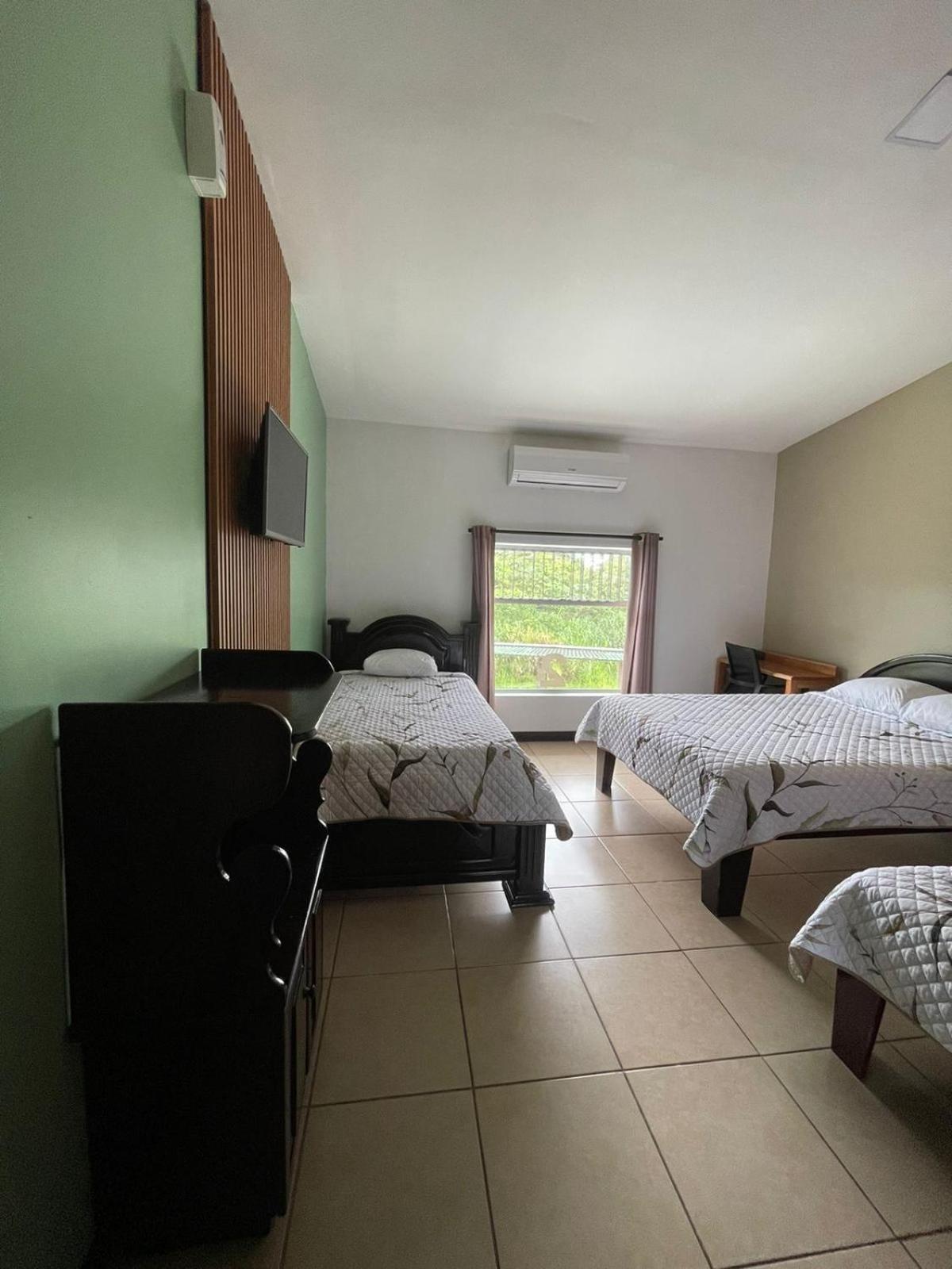 Hotel Mi Linda Tierra 2*