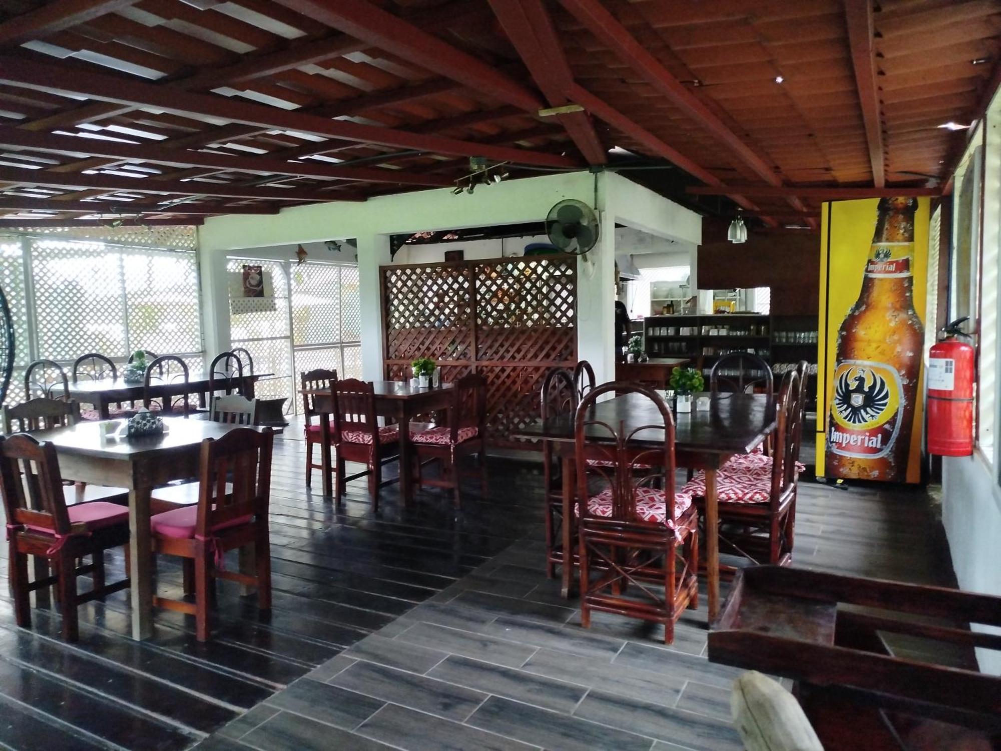 Pez Gallo Hotel Golfito