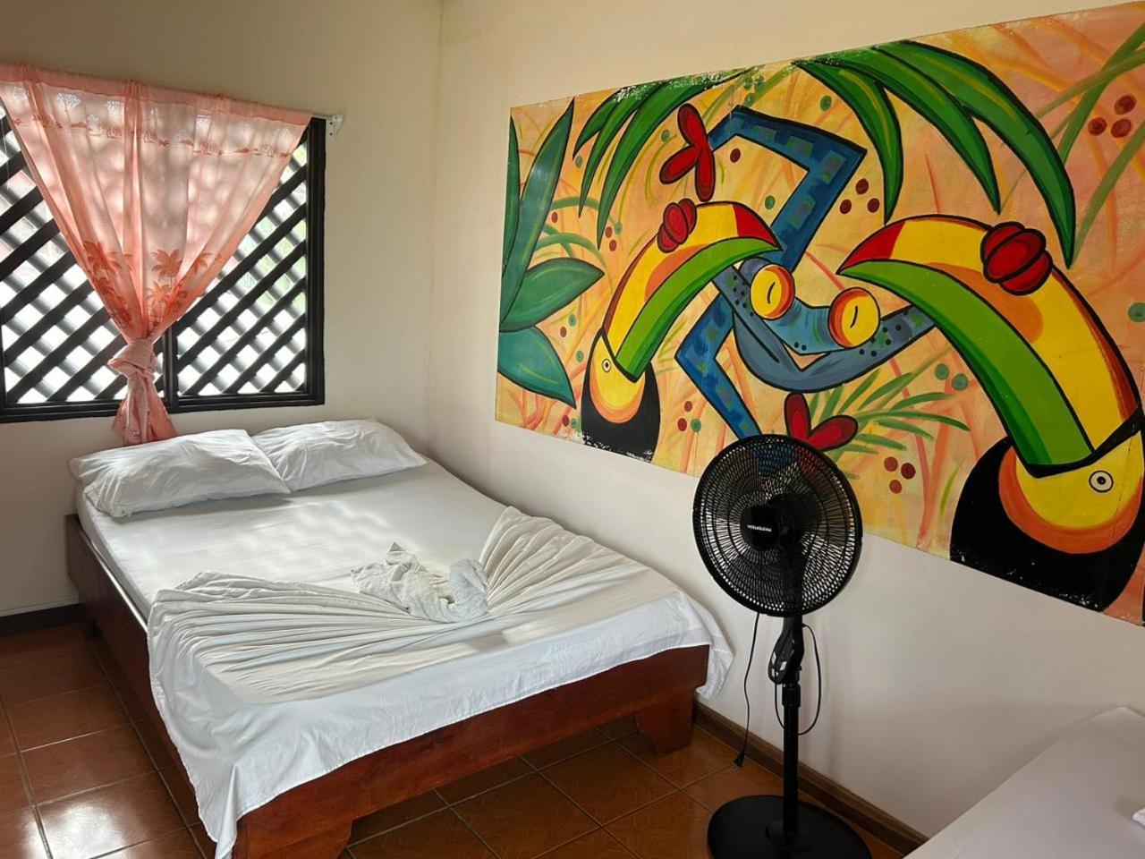 Miss Miriam Beachfront Tortuguero