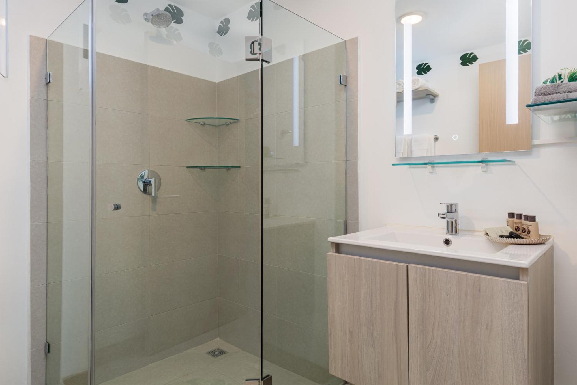 Casago 0701a, Brand New Stunning Ocean View Nature Inspired Apartment Jaco