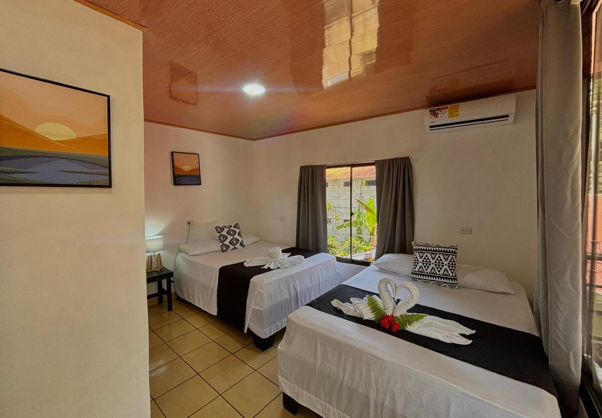 Hotel Carey