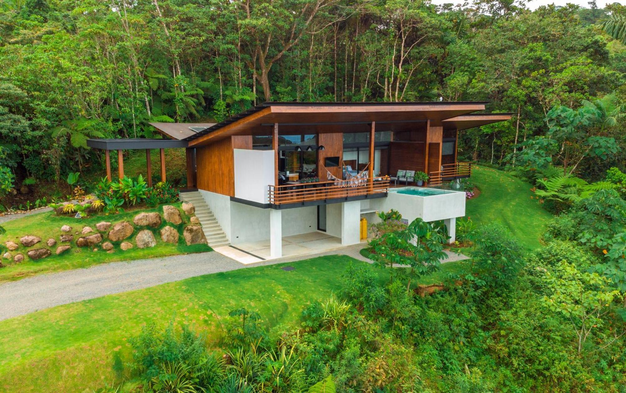 Morpho - Luxury Jungle House At Ecolirios Community * Guacimo (Limon)