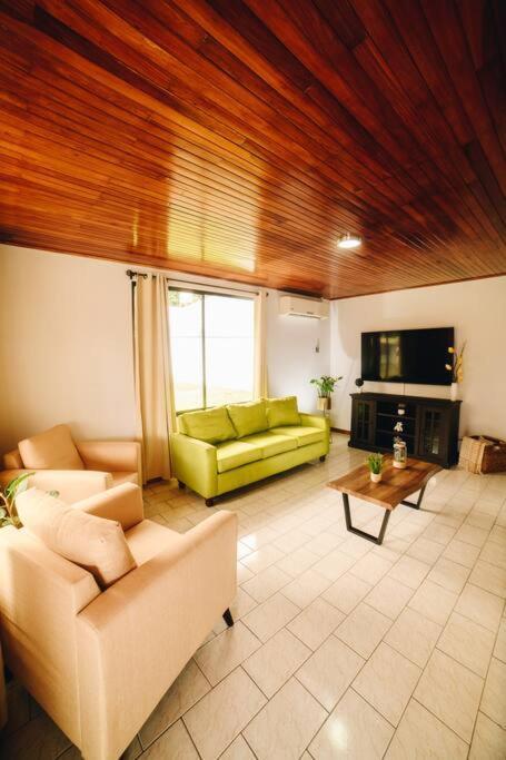 Boho Chic Fortuna, Downtown, King Bed Villa