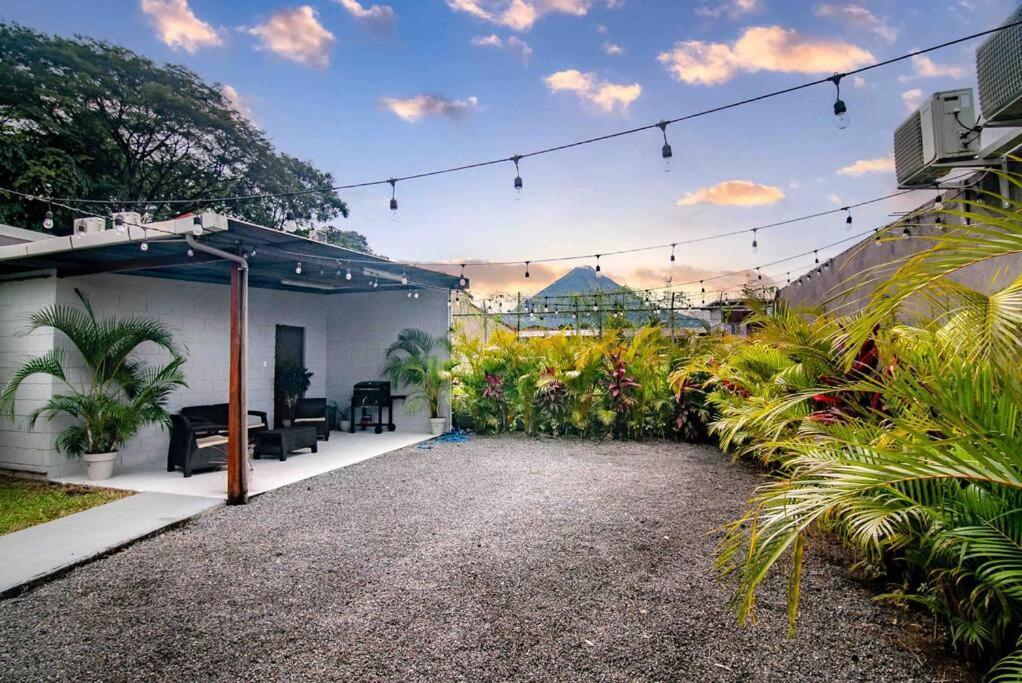Boho Chic Fortuna, Downtown, King Bed Villa *