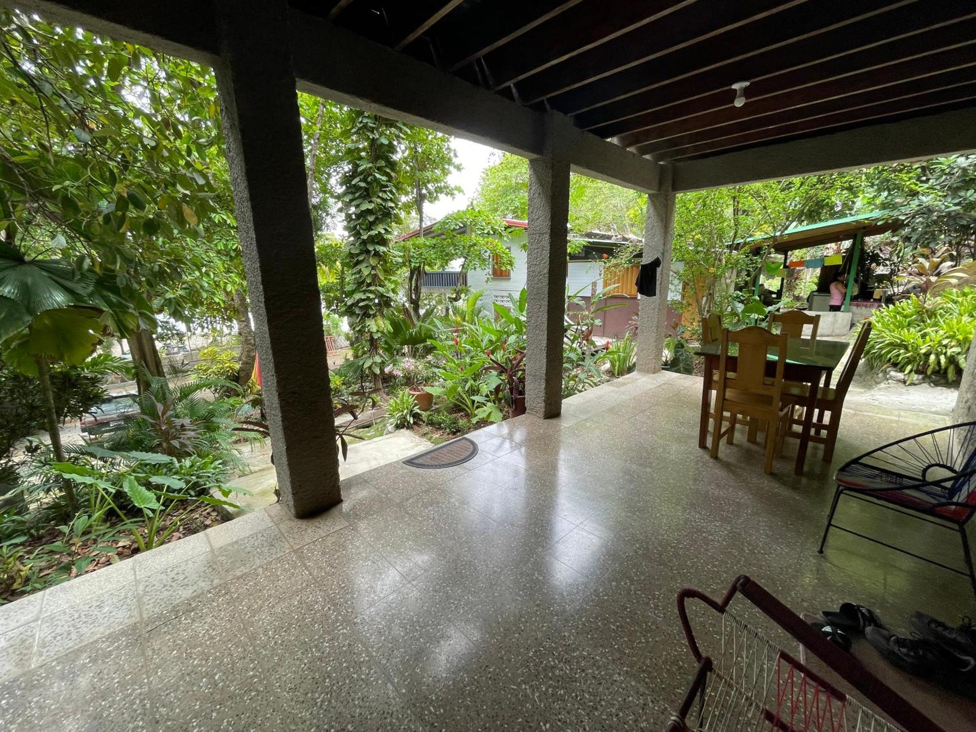 Casa Susen Montezuma