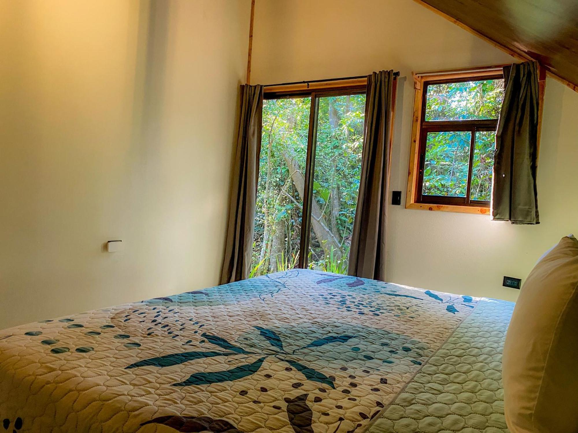 Tityra Lodge *