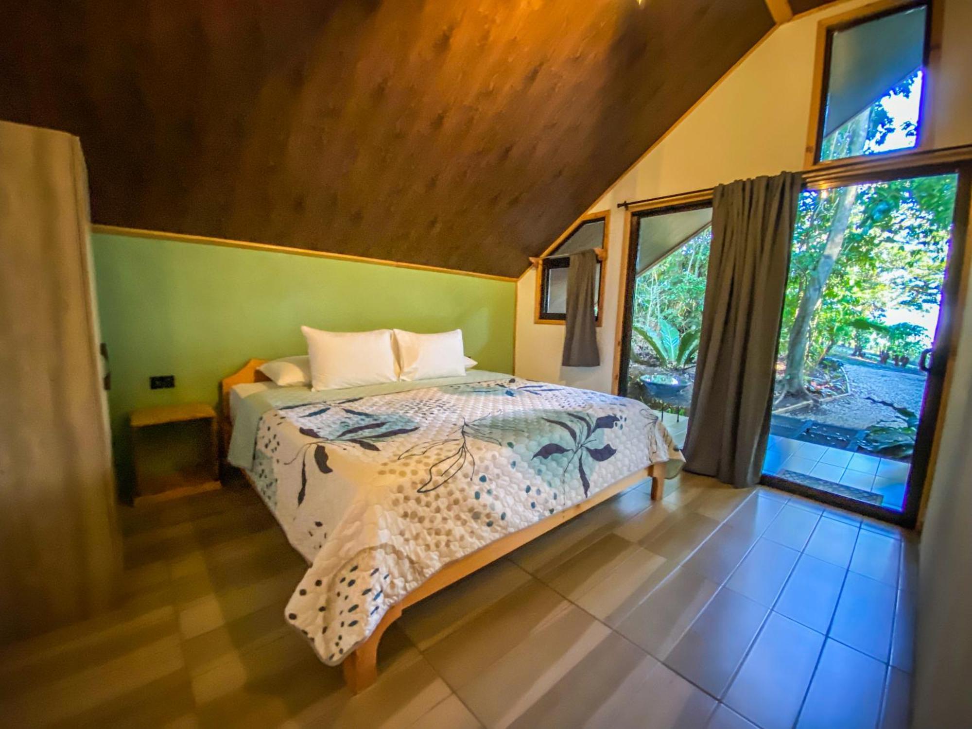 Tityra Lodge Monteverde
